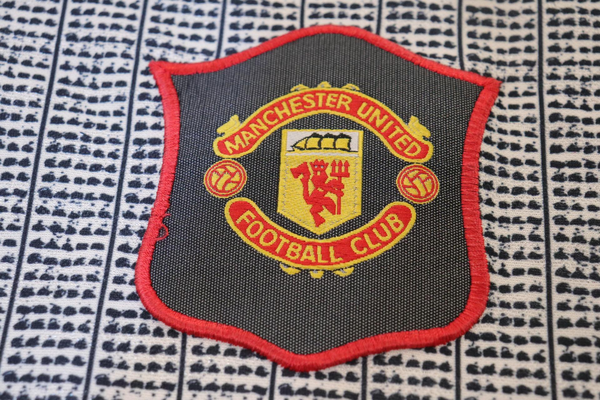 1995-1996 Manchester Utd Away S/S #24 Beckham - XXL