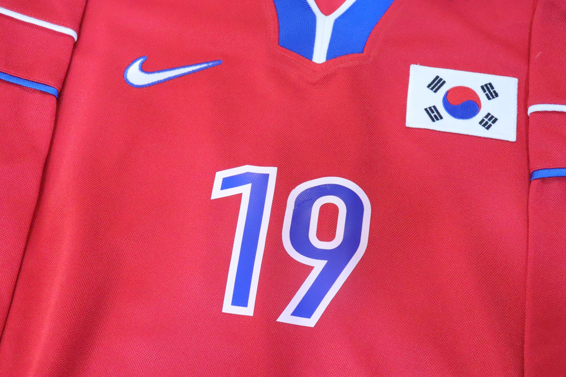 1998-2000 Korea Home S/S #19 J H AHN - L