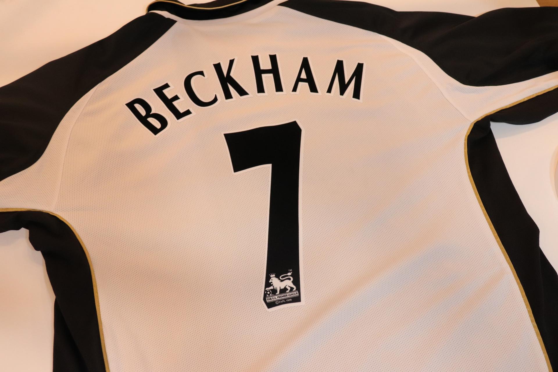 2001-2002 Manchester Utd Away L/S #7 Beckham - XL