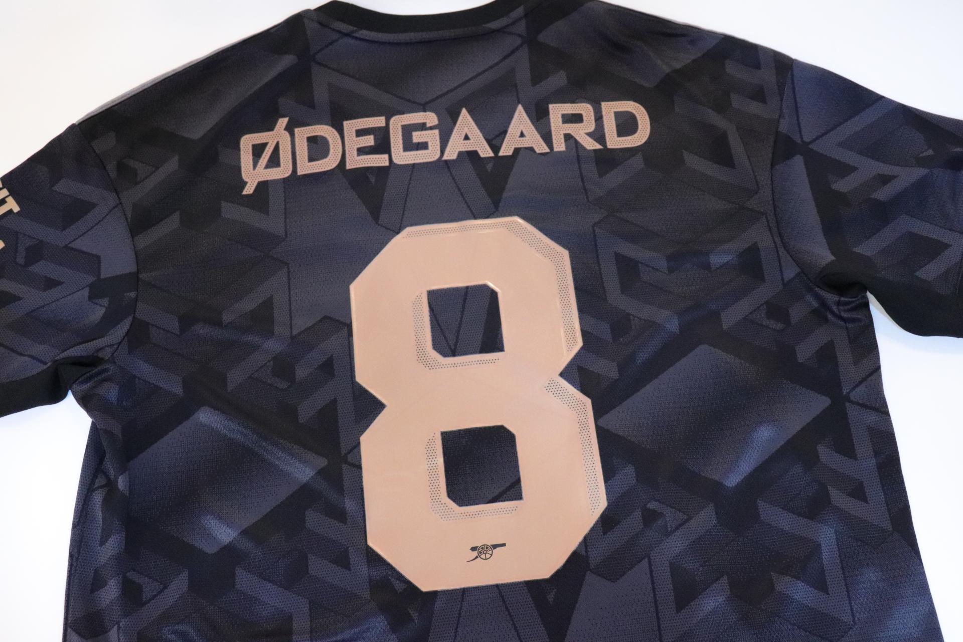 2022-2023 Arsenal Away S/S #8 Ødegaard (Official) - L