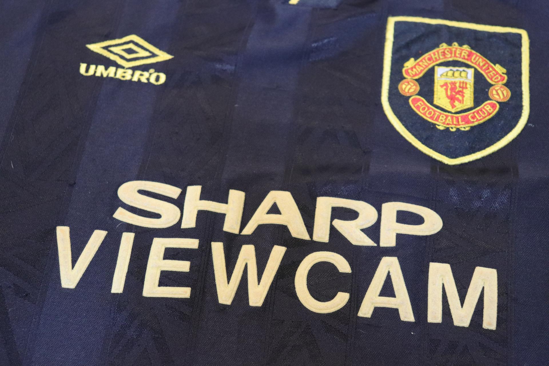 1993-1994 Manchester Utd Away S/S #7 Cantona - XXL