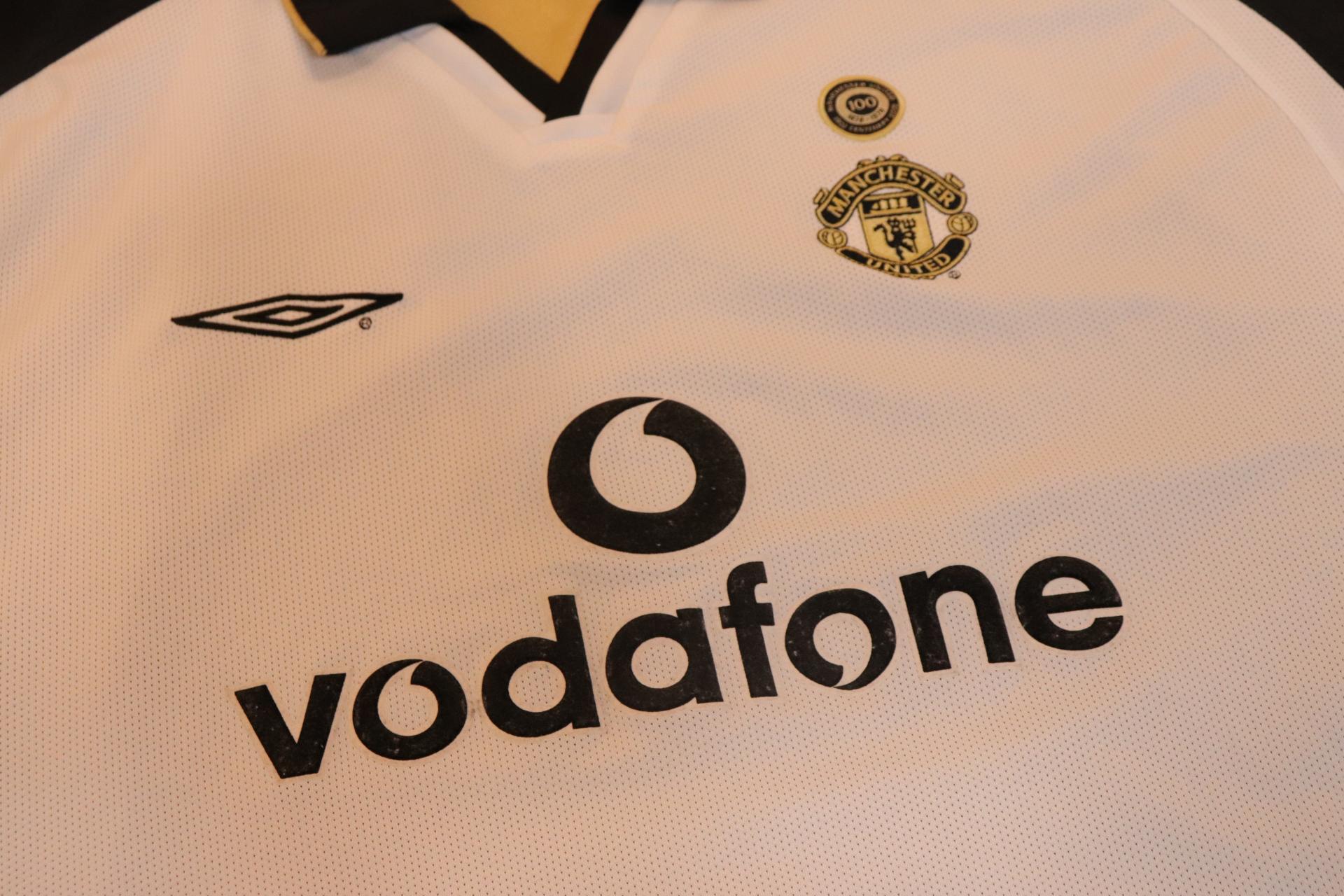 2001-2002 Manchester Utd Away L/S #7 Beckham - XL