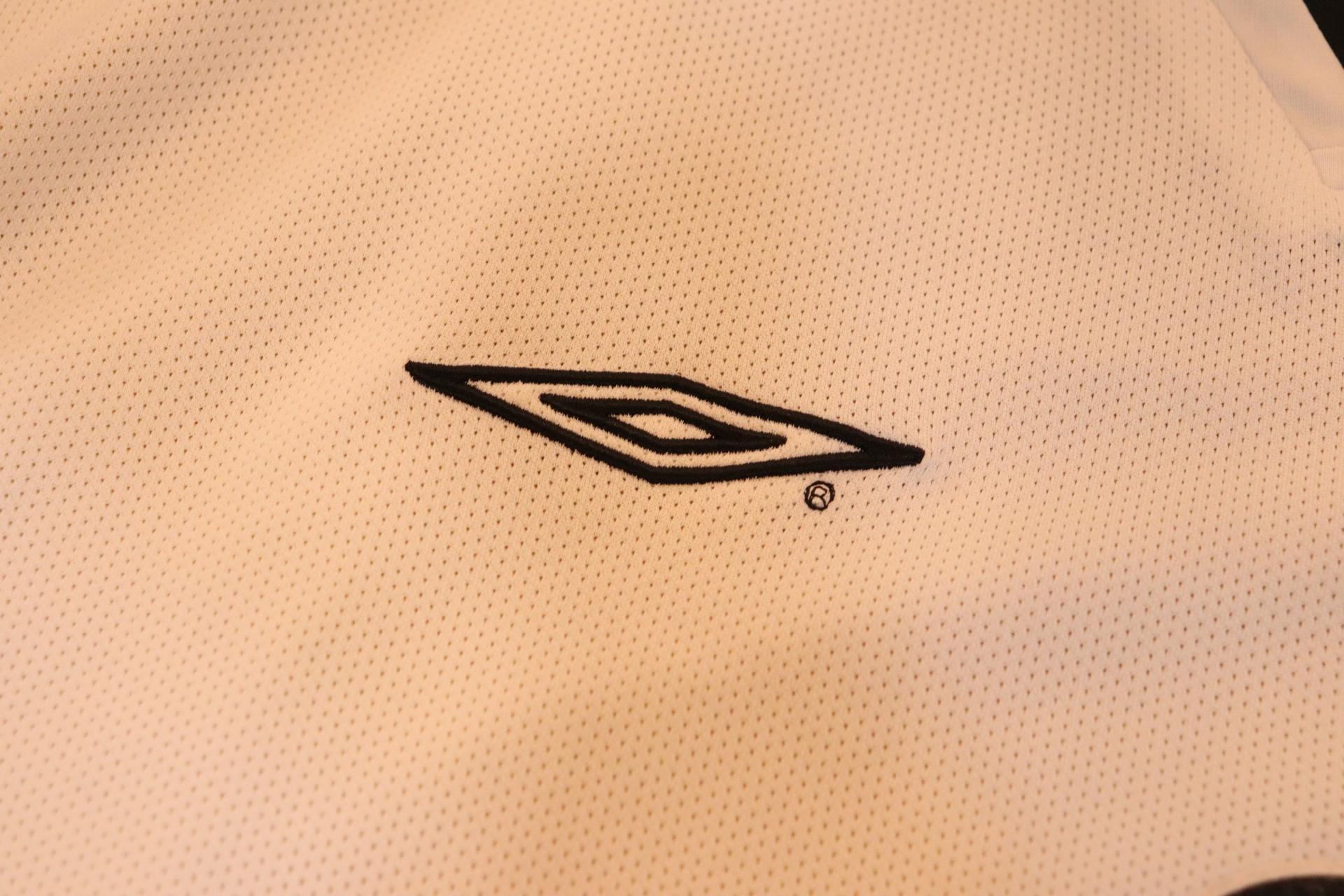 2001-2002 Manchester Utd Away L/S #7 Beckham - XL