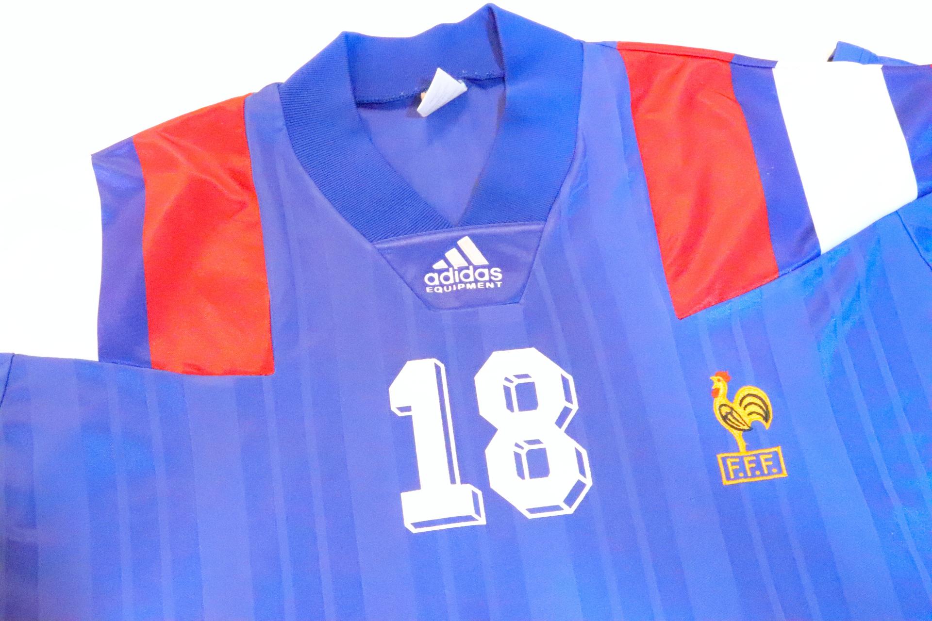 1992-1994 France Home S/S #18 Cantona - XL