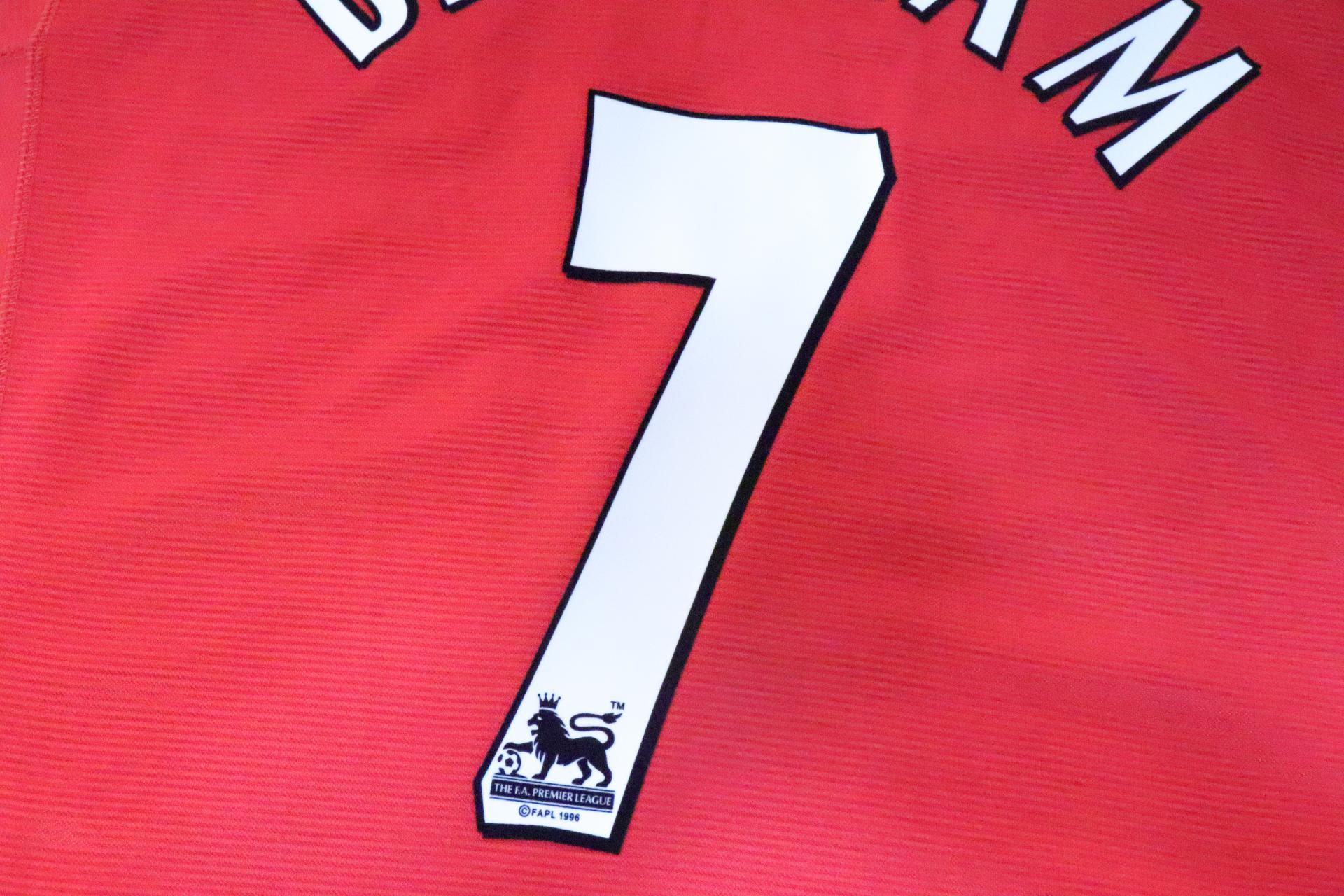 2000-2002 Manchester Utd Home S/S #7 Beckham - XXL