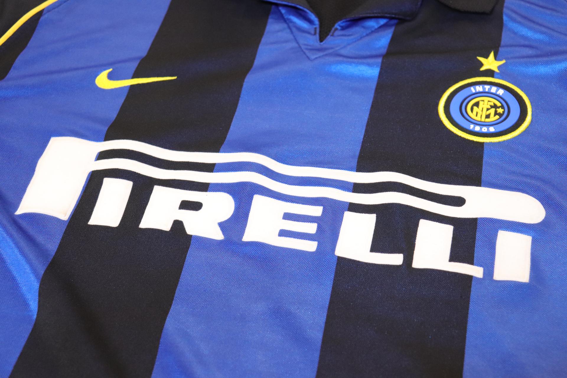 2001-2002 Inter Milan Home L/S #9 Ronaldo - L