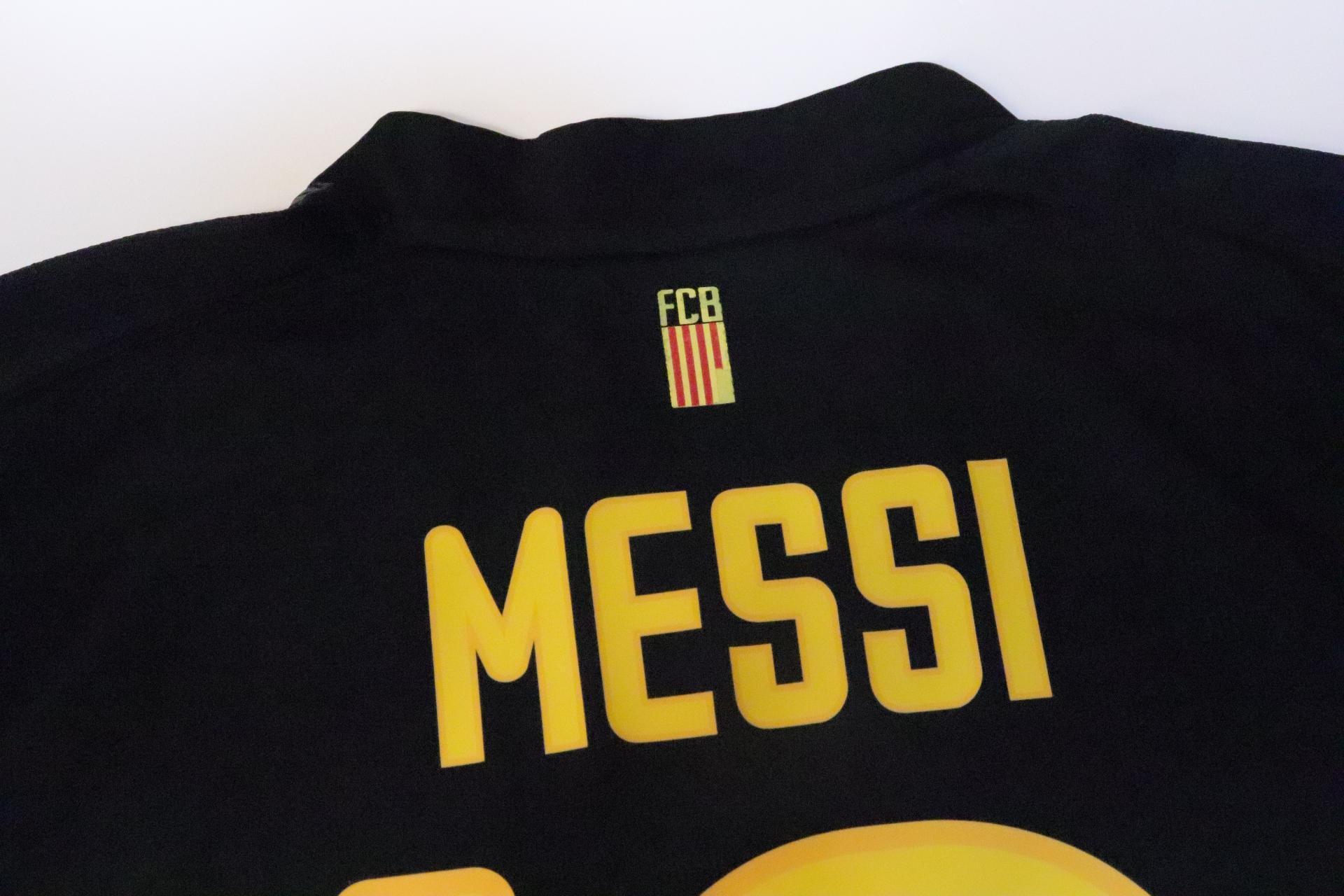 2011-2012 Barcelona Away S/S #10 Messi - XL