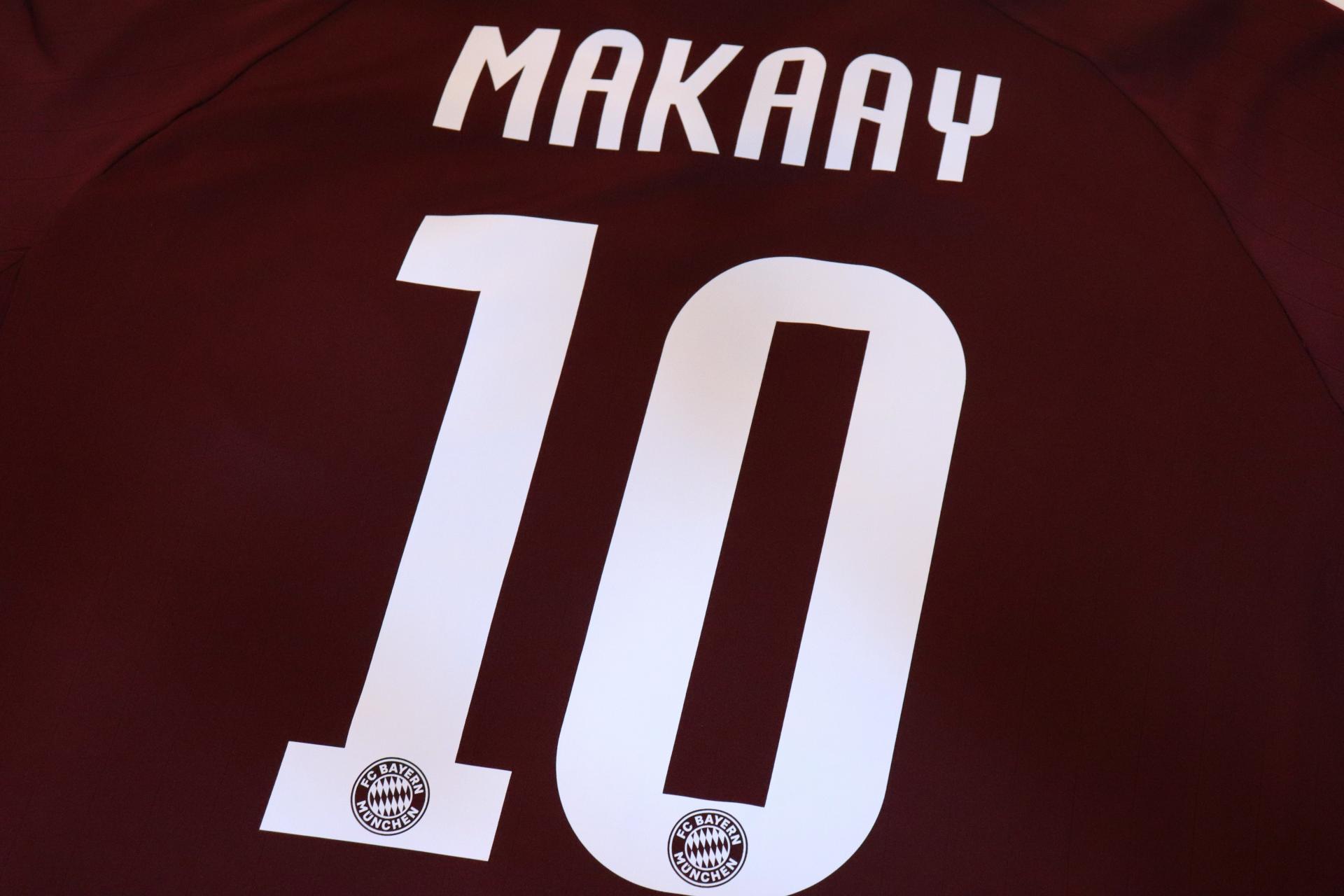 2006-2007 Bayern Munich 3rd S/S #10 Makaay - XL