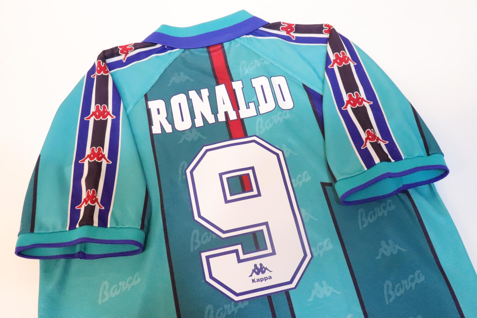 1995-1997 Barcelona Away S/S #9 Ronaldo - XL