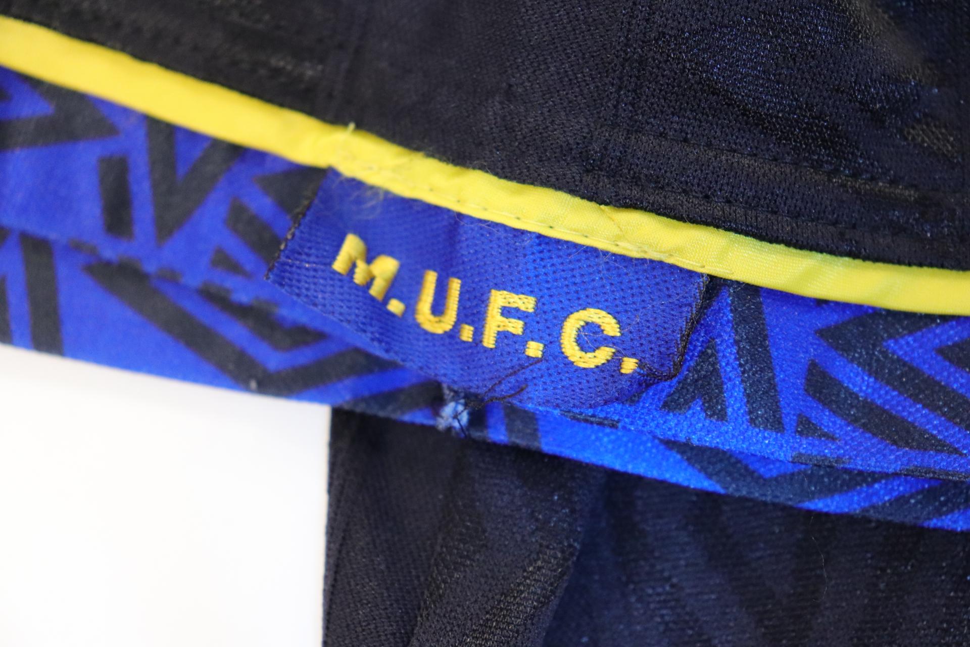 1993-1994 Manchester Utd Away S/S #7 Cantona - XXL