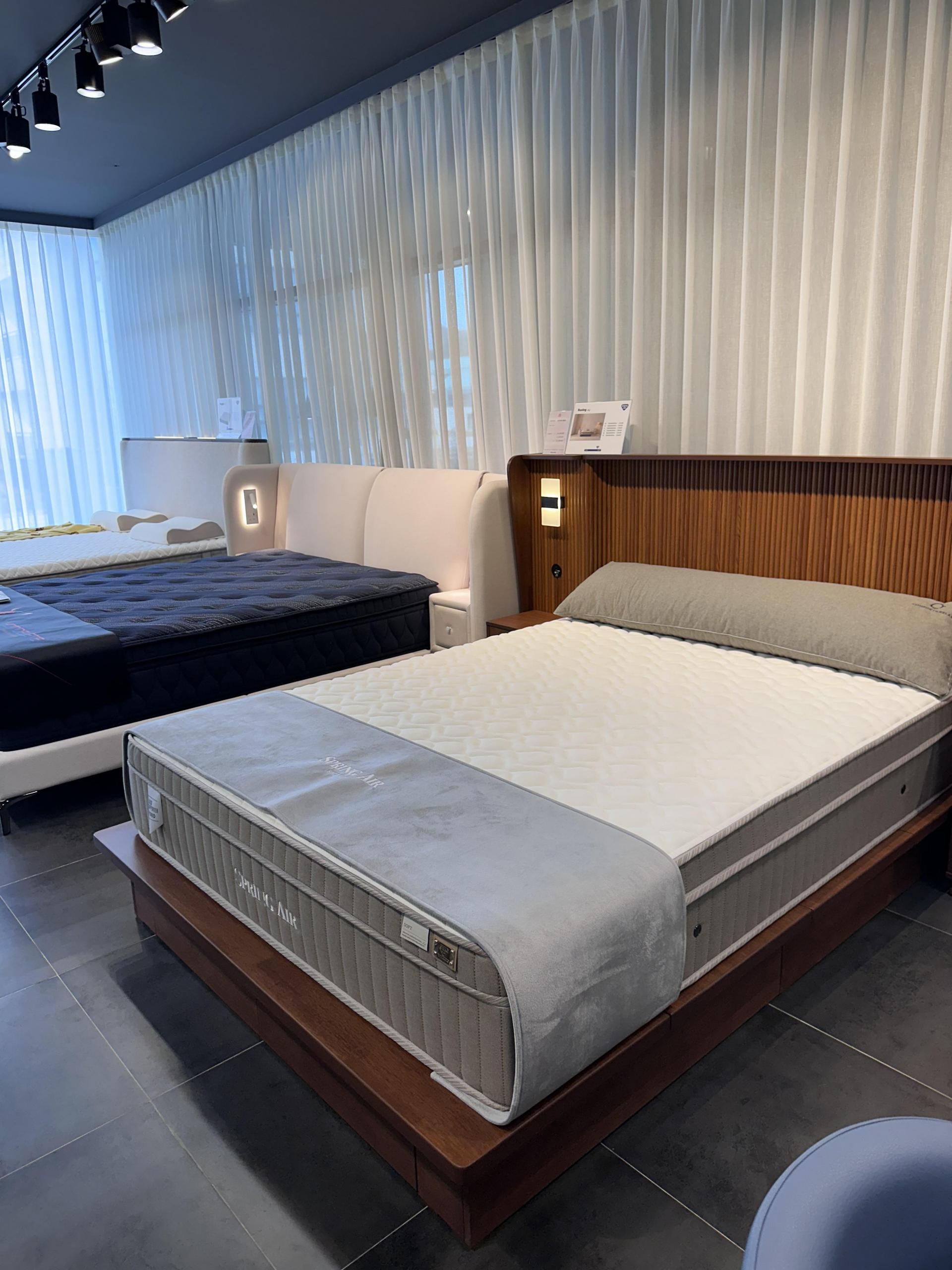 7284a044b776c.jpg