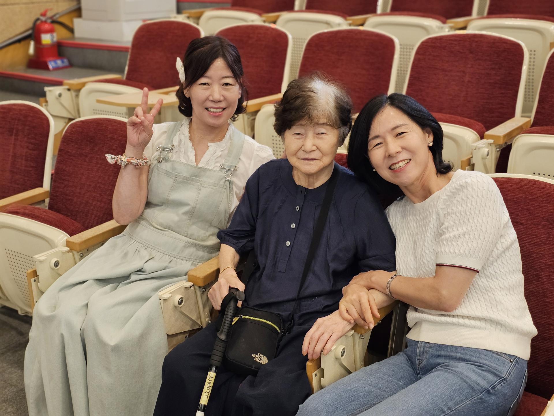500a06d434a2c.jpg