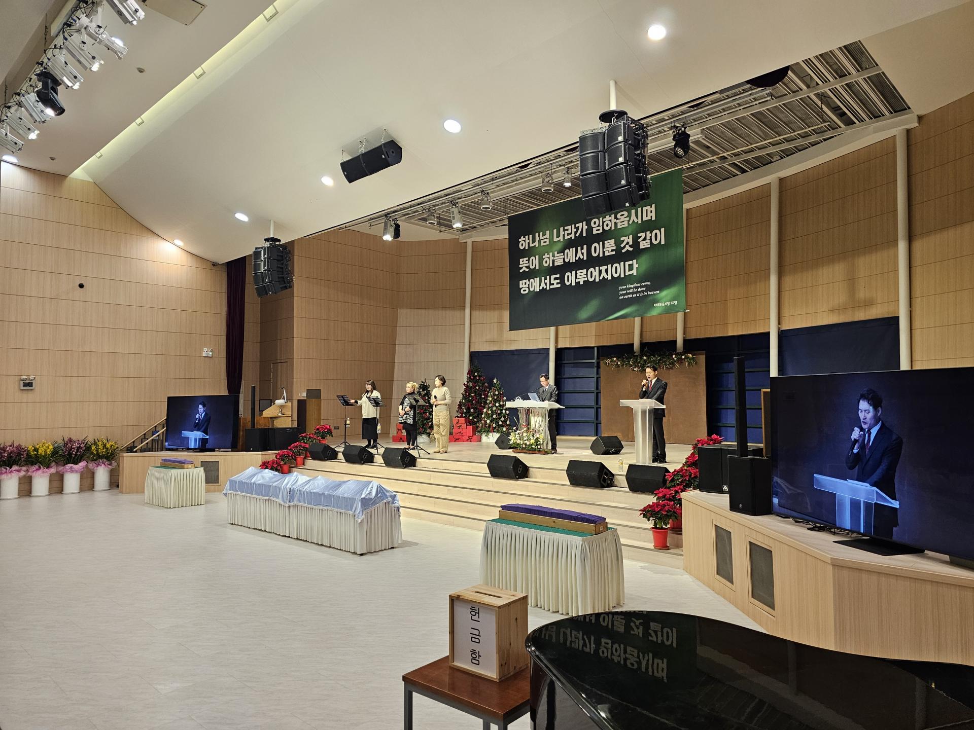 7e012be7adc5d.jpg