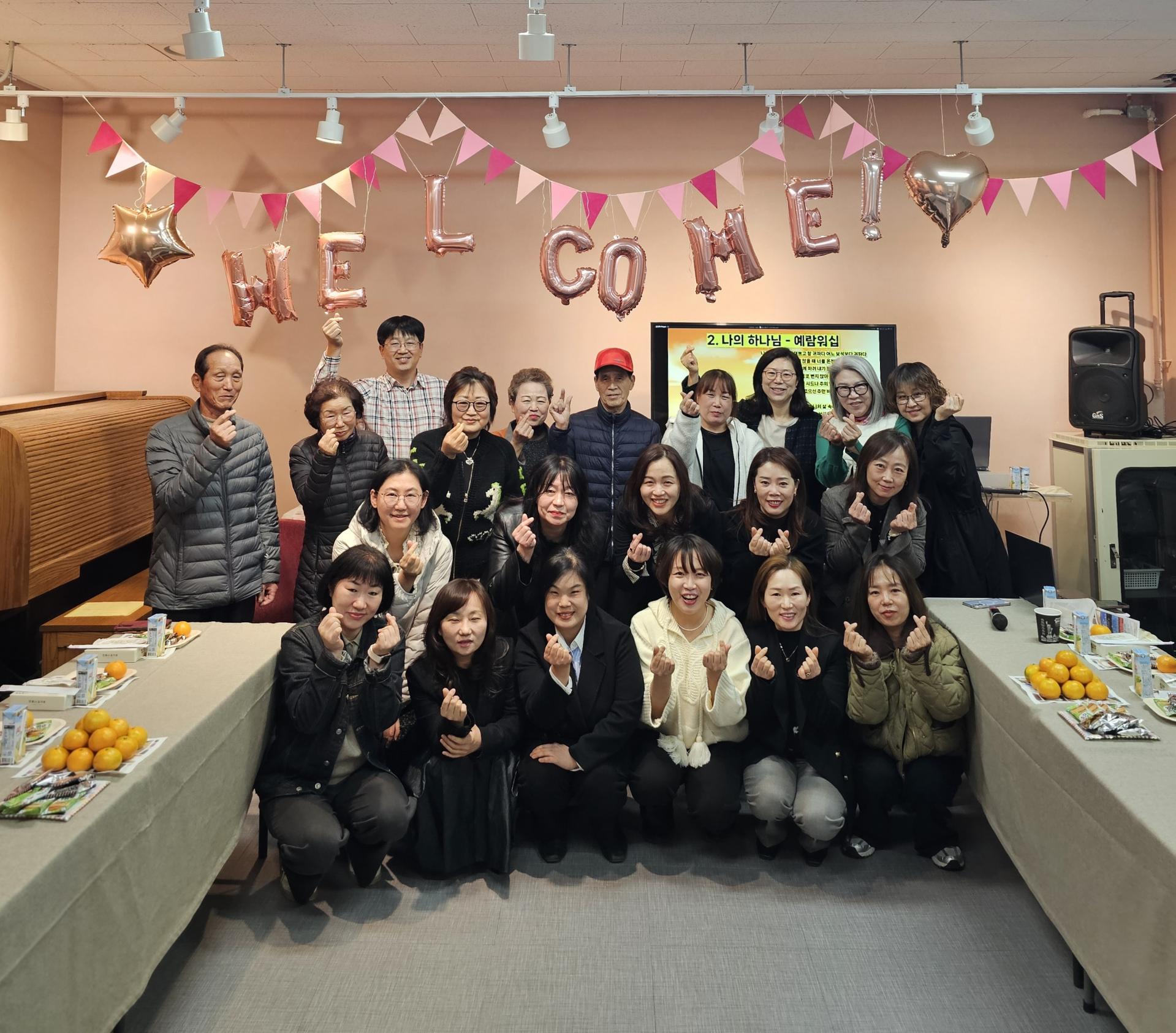 dadac29f524a2.jpg