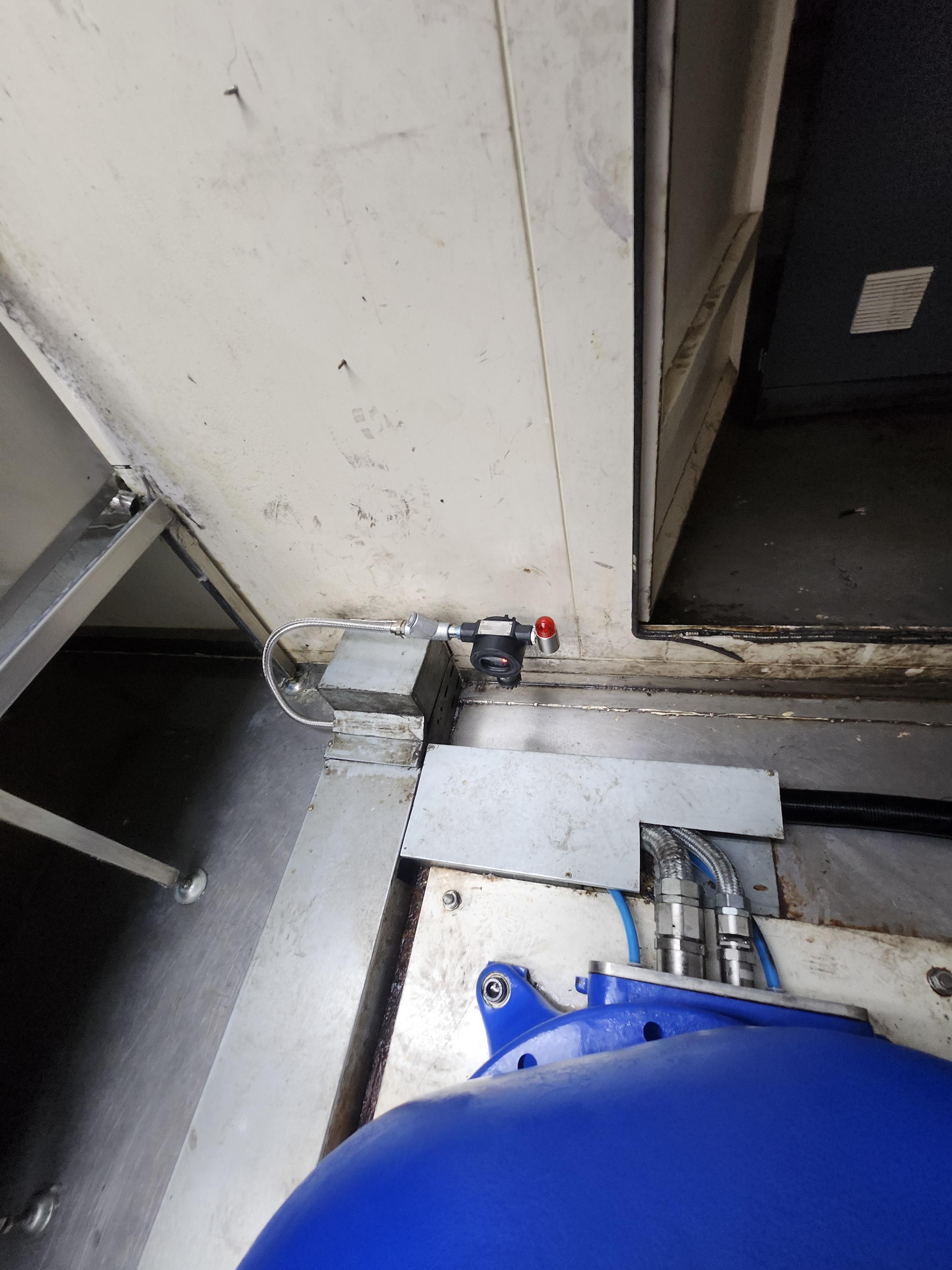 2ce85f8a0cc15.jpg