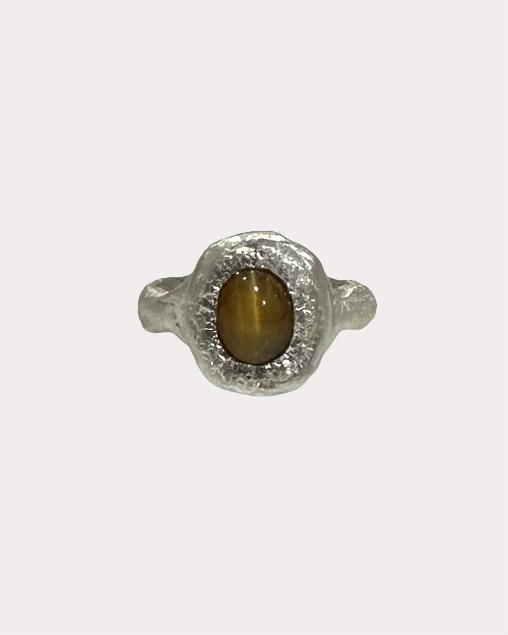 Typical Foundation / Cat'S Eye Opal Ring