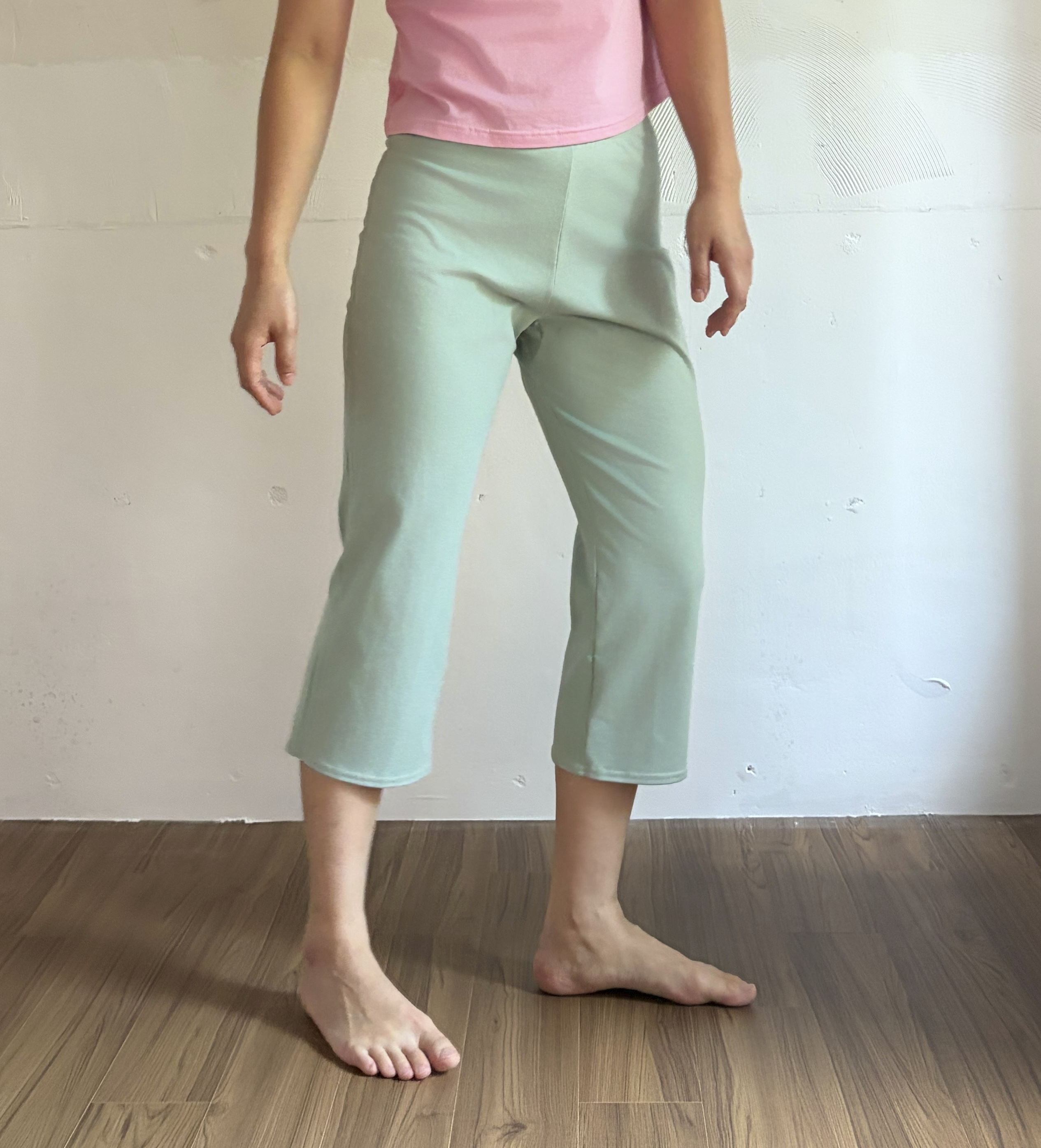 Color Capris_icy mint