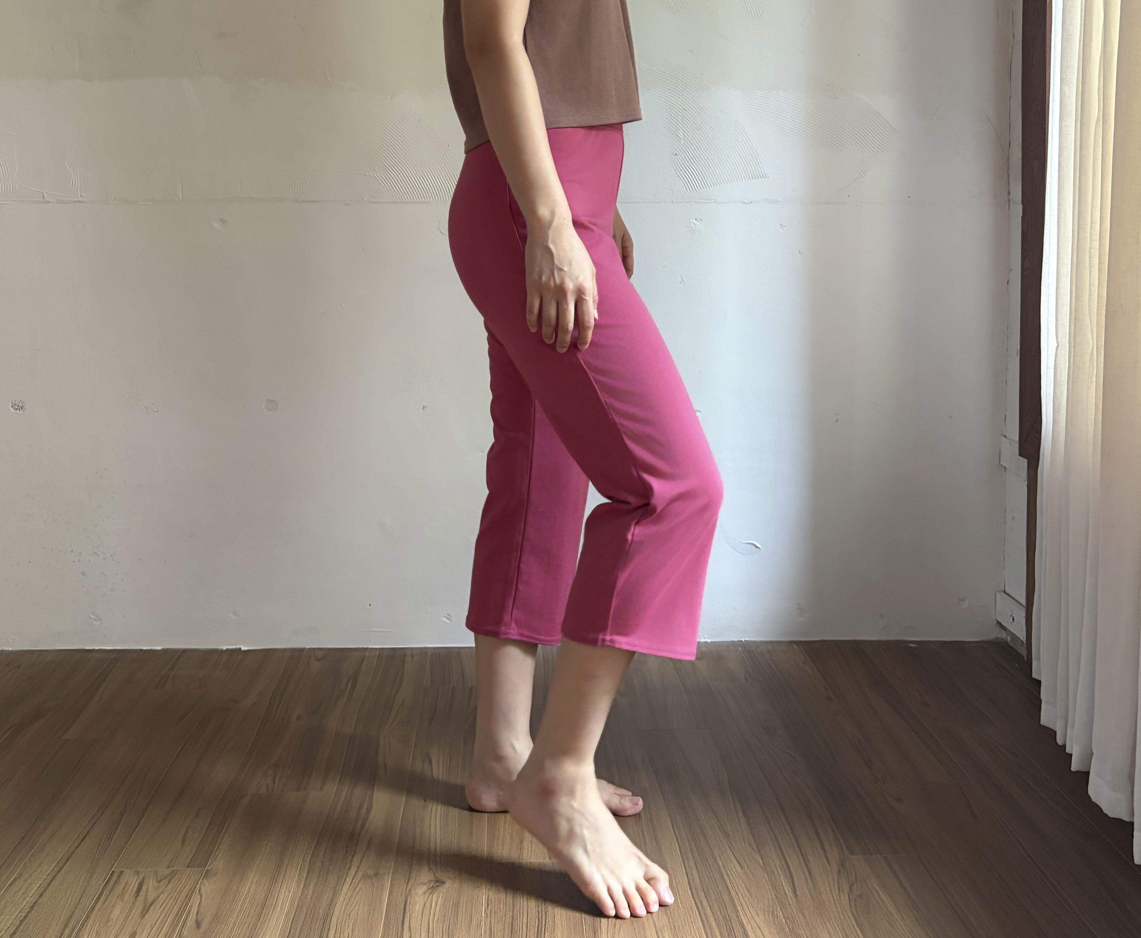 Color Capris_raspberry