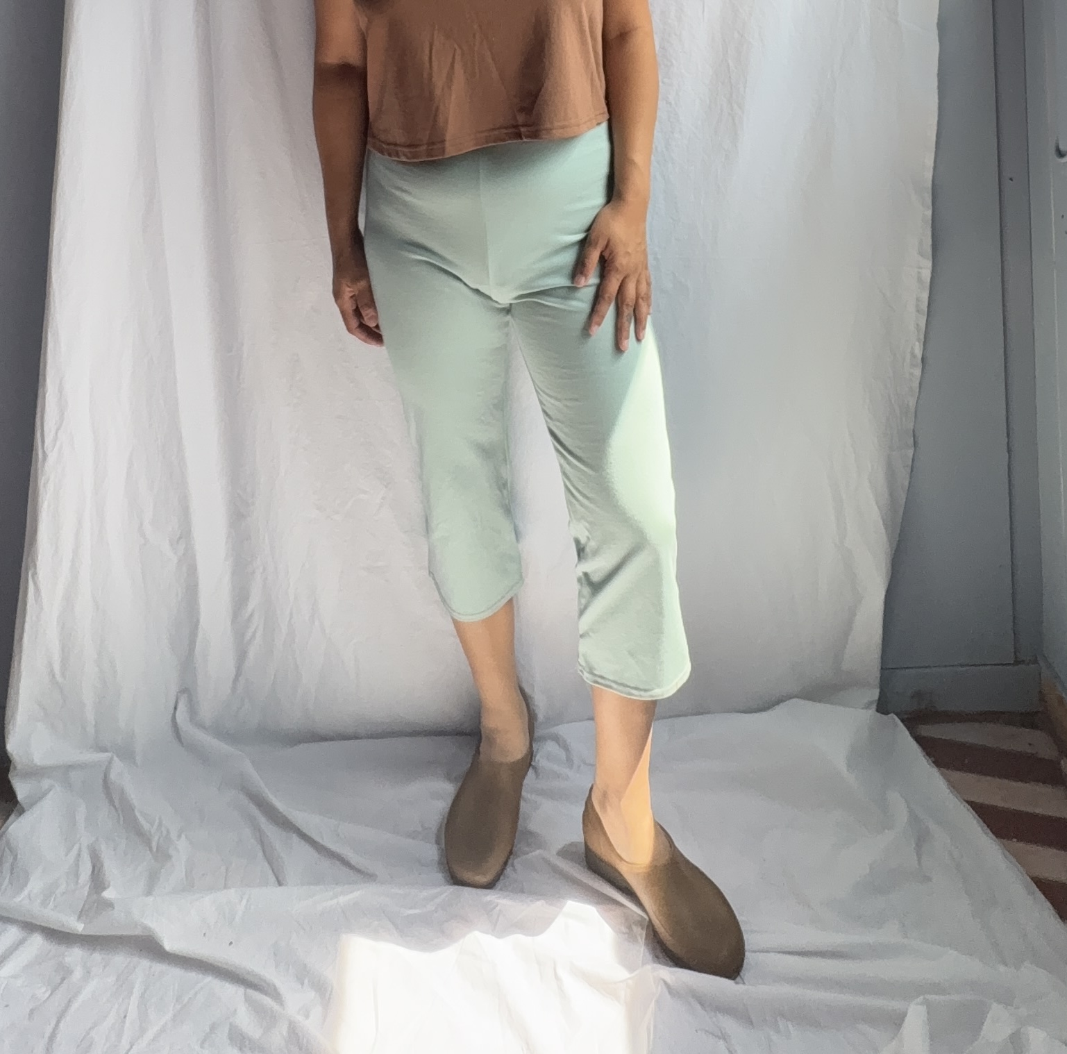 Color Capris_icy mint