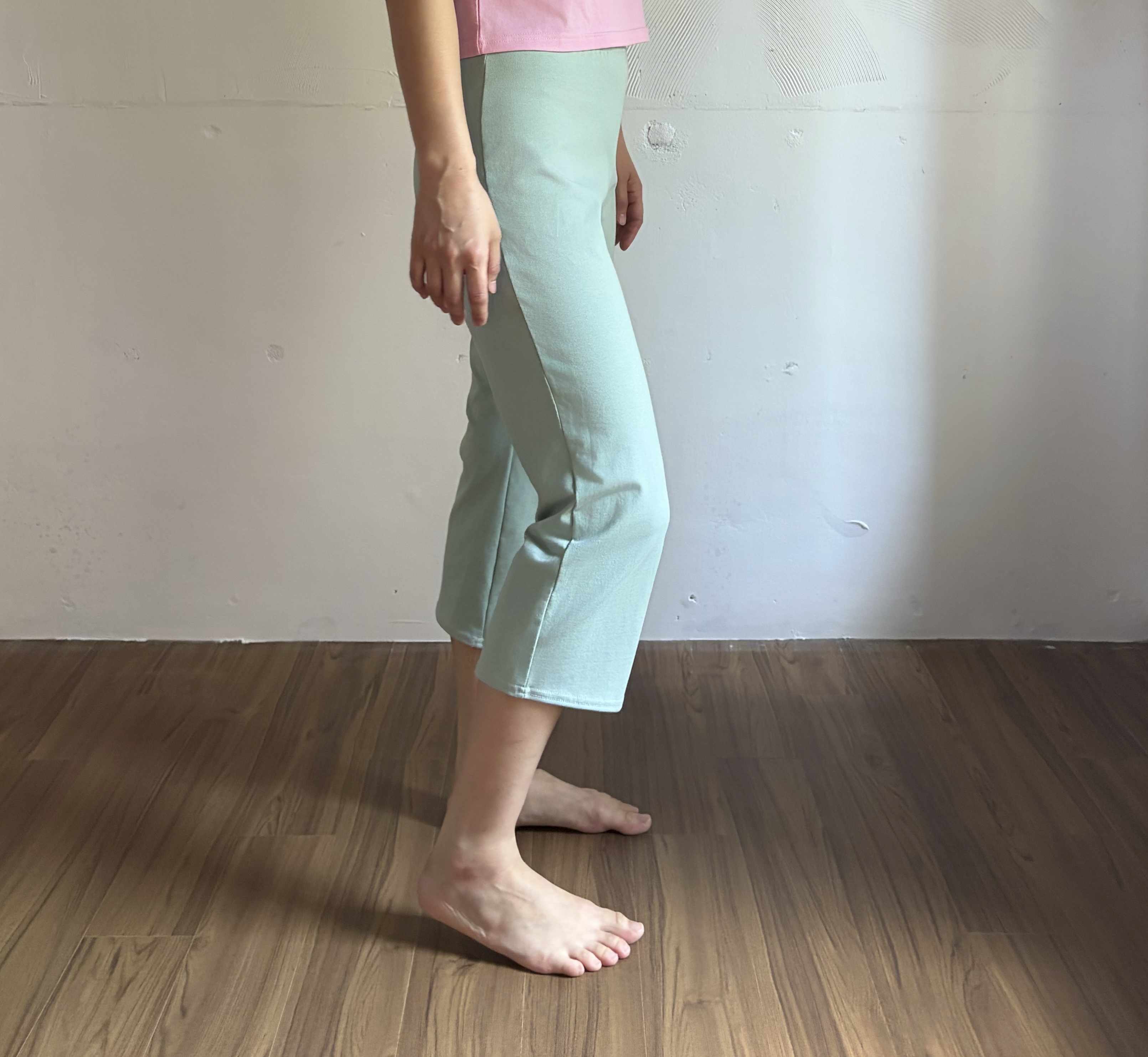 Color Capris_icy mint