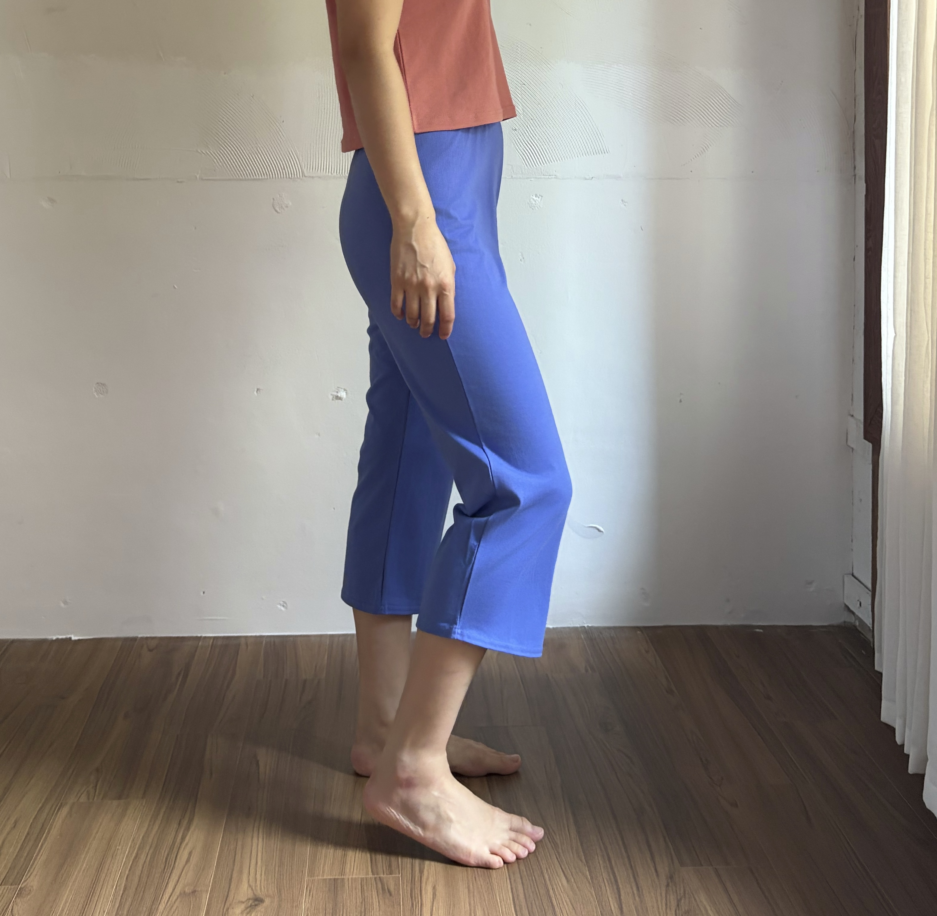 Color Capris_pacific blue