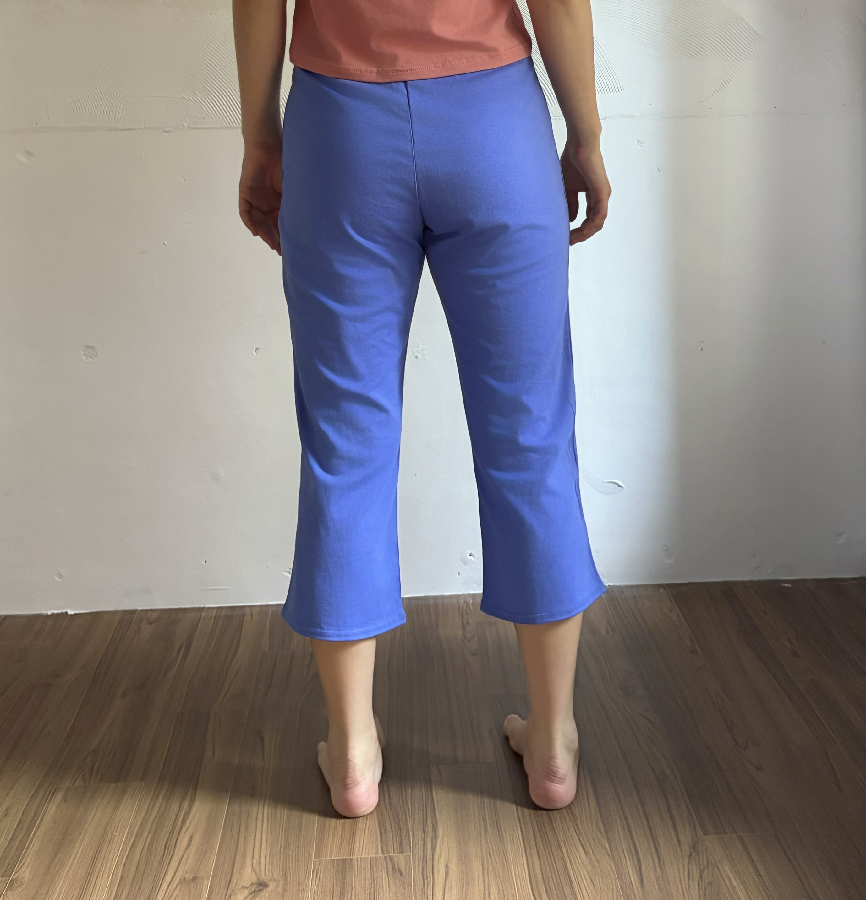 Color Capris_pacific blue
