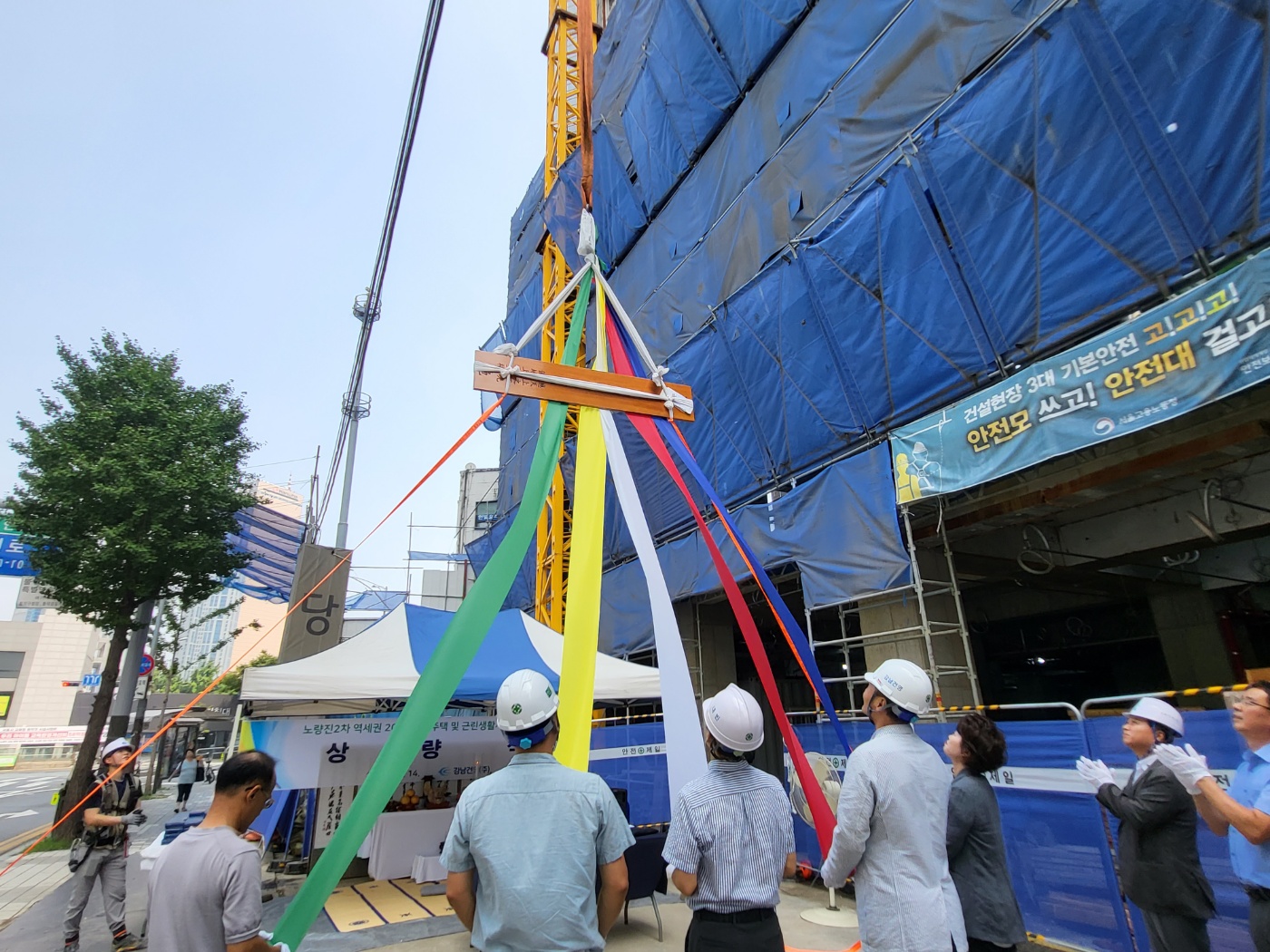 15678adb0b213.jpg