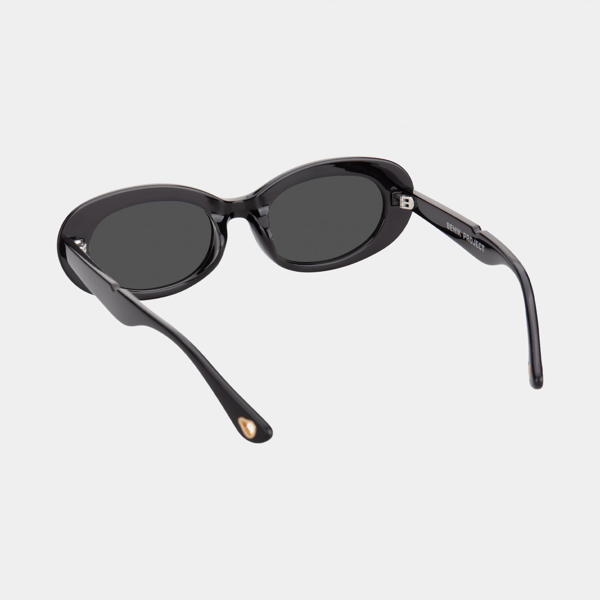 TAV C1 BLACK