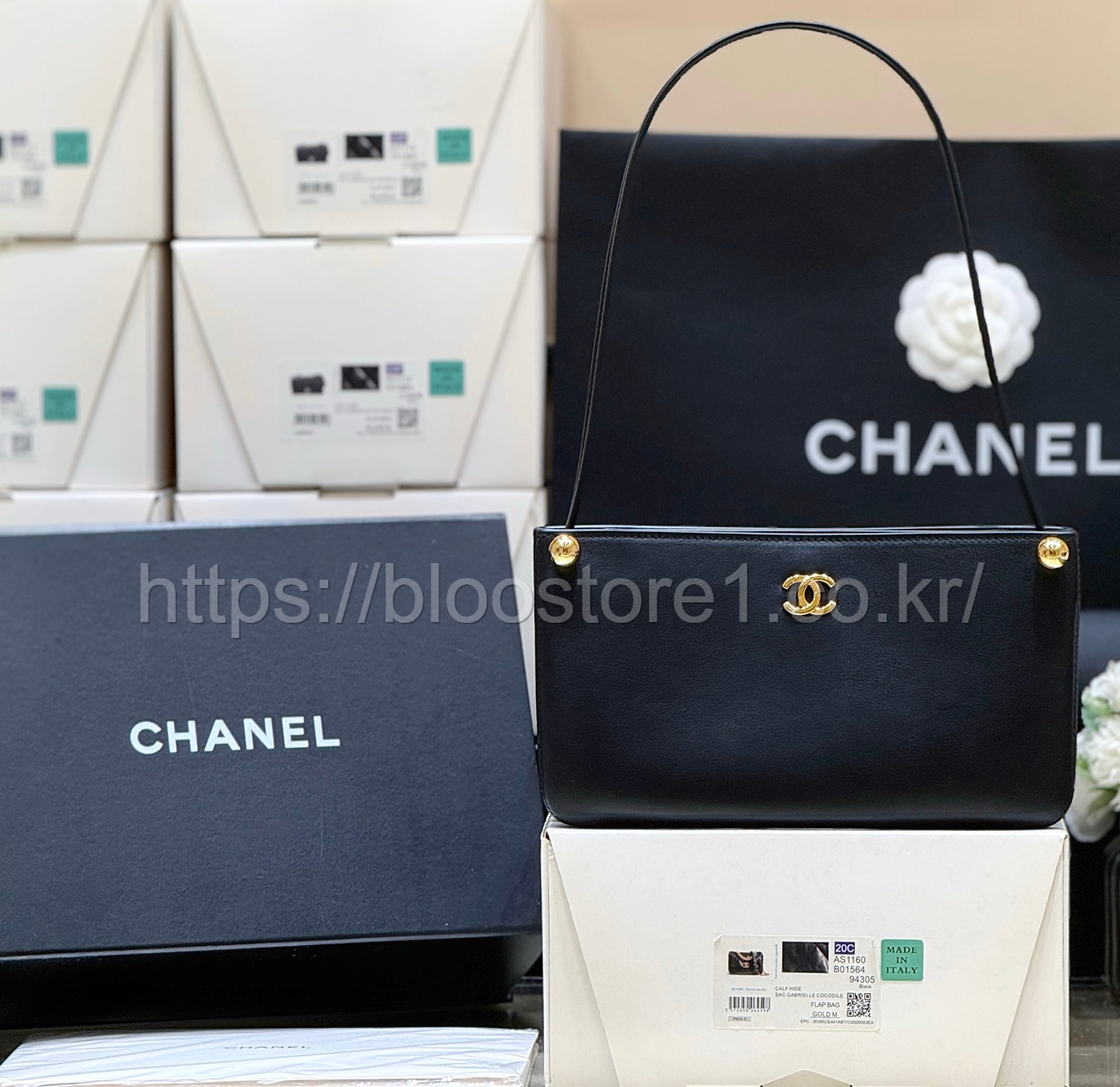 샤넬 램스킨 골드 칙 스터드 클러치 백 블랙