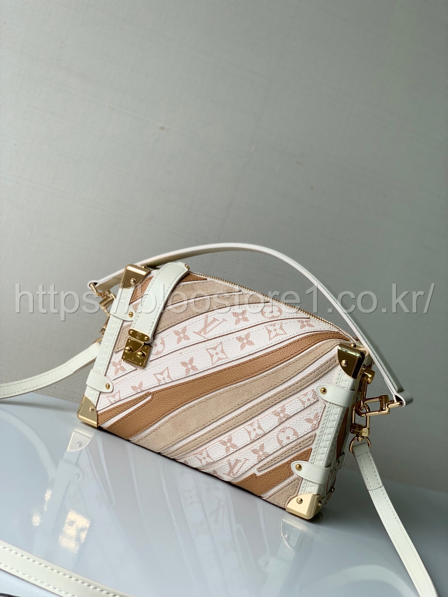 루이비통 사이드 트렁크 MM M29666