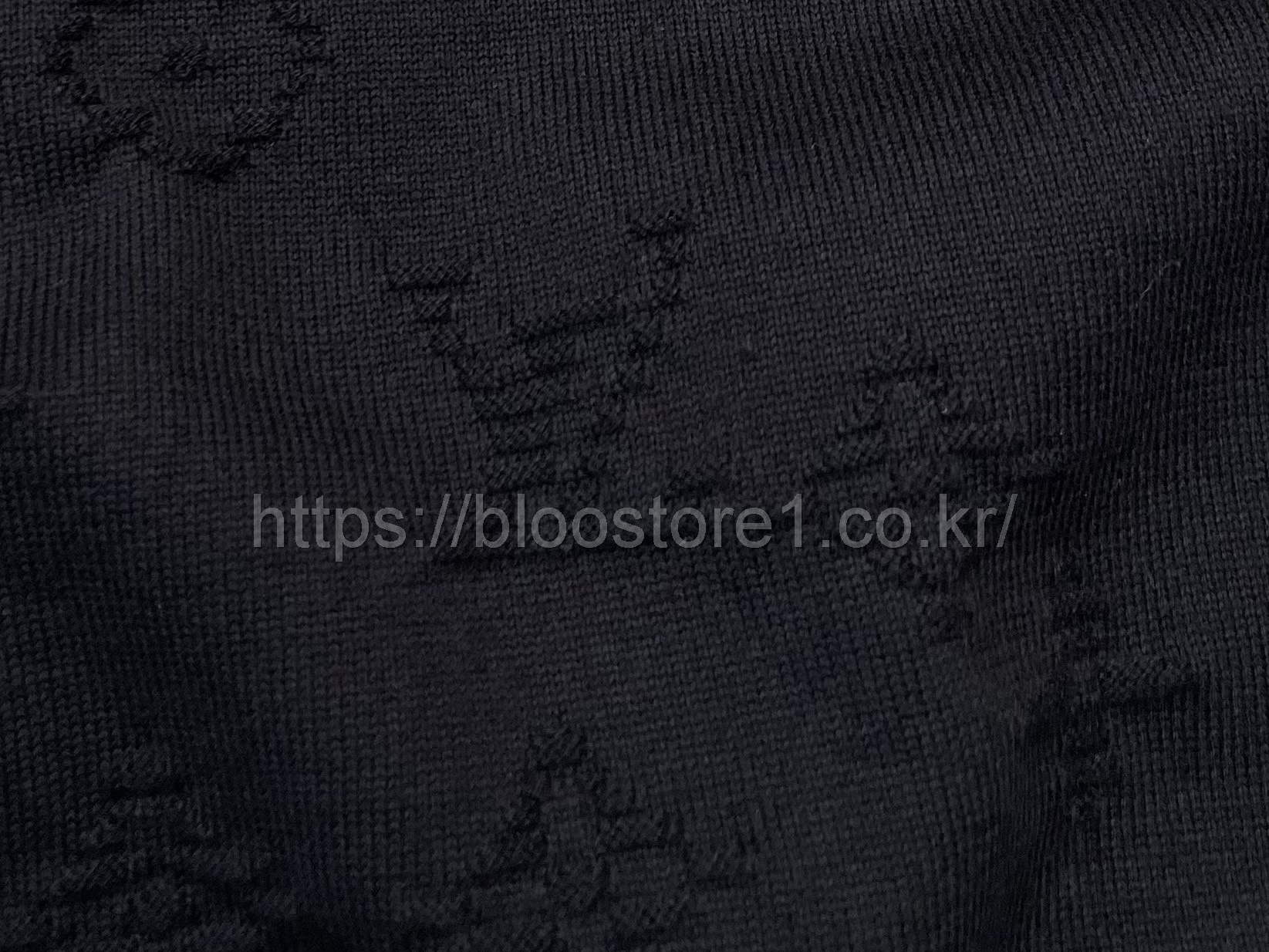 루이비통 그라디언트 시그니처 자카드 쇼트 슬리브드 크루넥 2color (블랙) (화이트)
