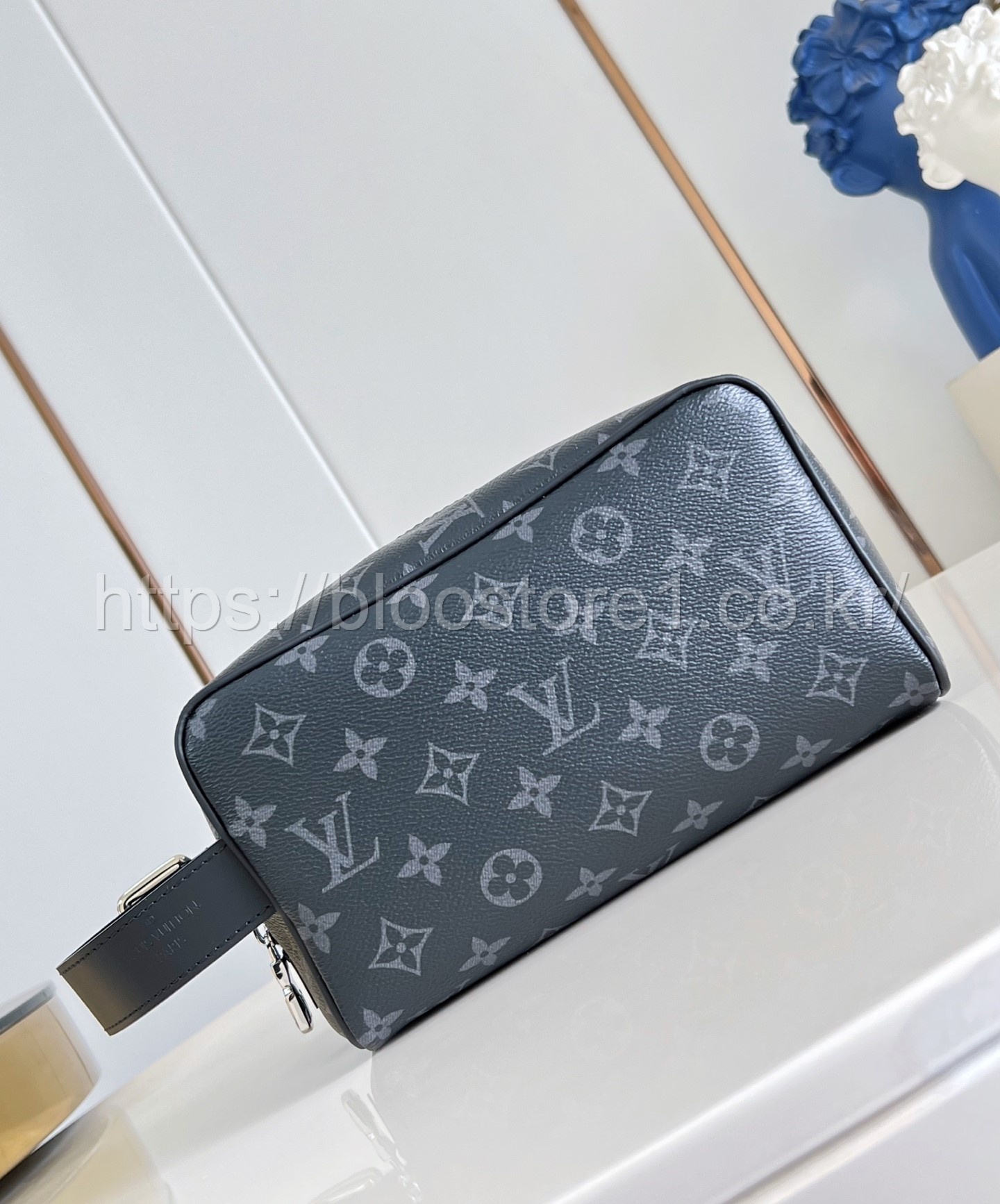 루이비통 락커 돕 키트 M83113