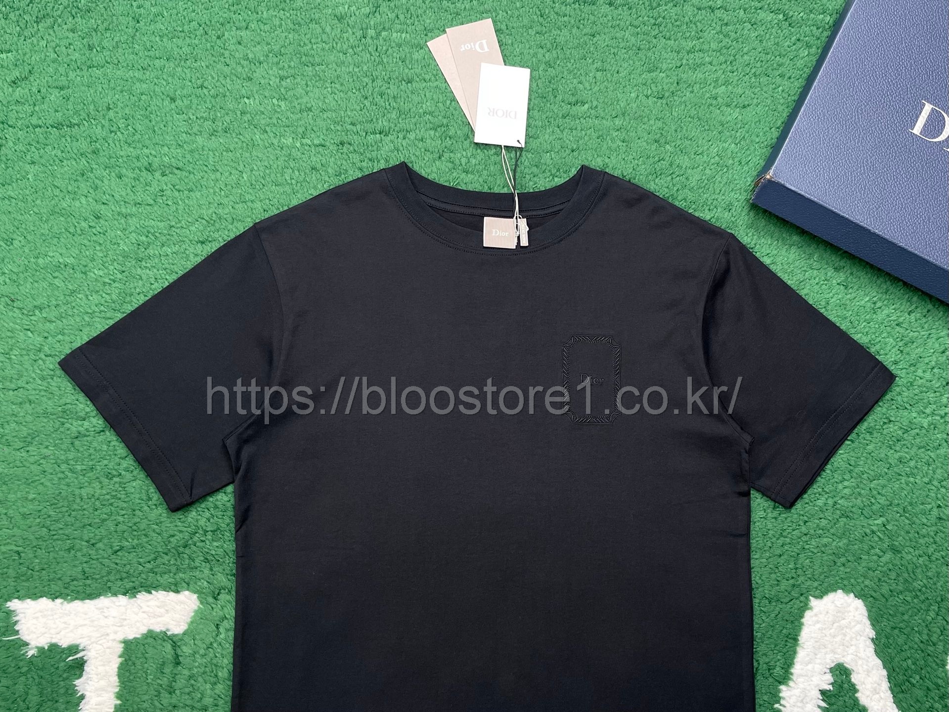 디올 메달리안 릴렉스 핏 코튼 저지 티셔츠 2color (블랙) (화이트)