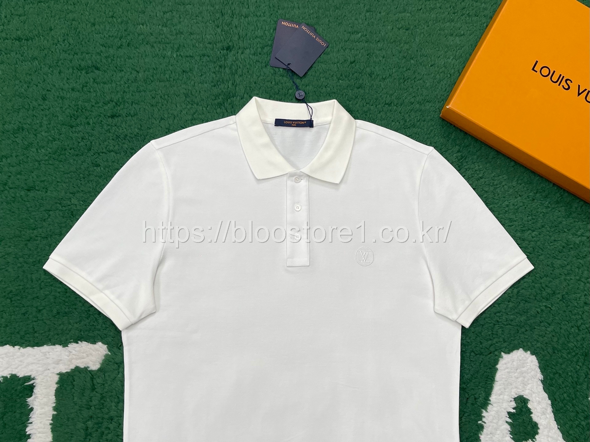루이비통 클래식 쇼트 슬리브 피케 폴로 셔츠 2color (블랙) (화이트)