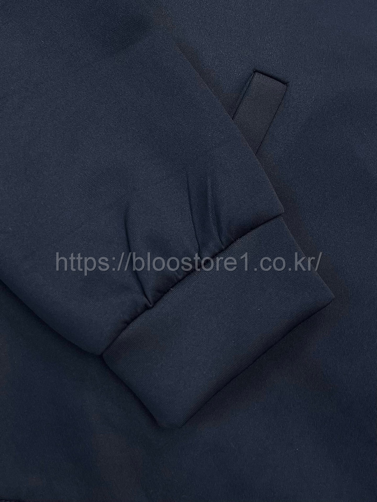 프라다 테크니컬 폴리에스터 풀업 집업 재킷