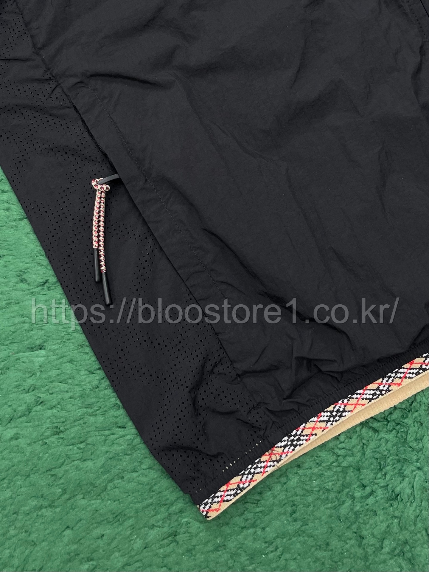 버버리 나일론 후드 재킷 3color (블루) (블랙) (그레이)