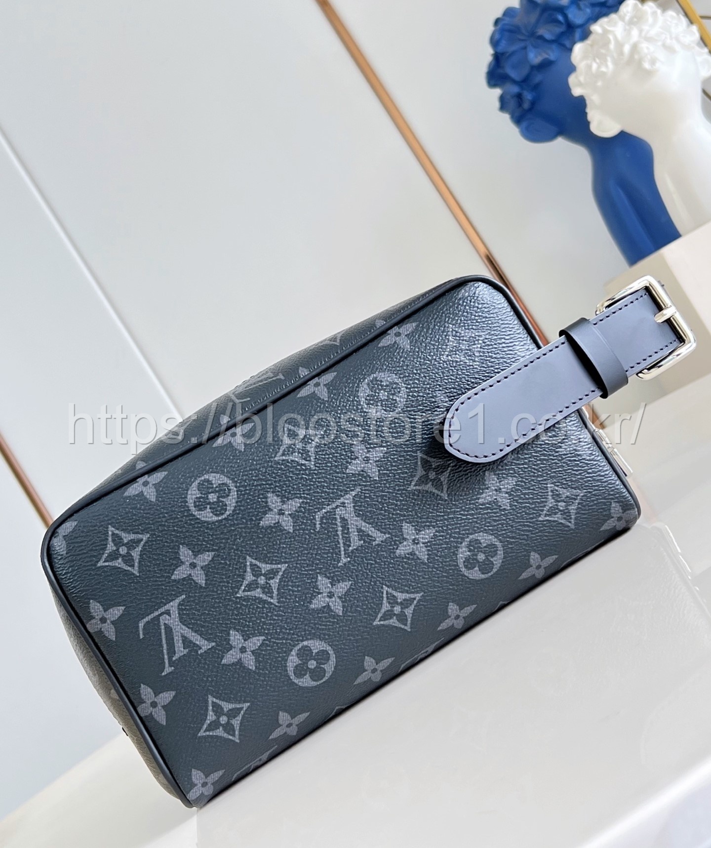 루이비통 락커 돕 키트 M83113