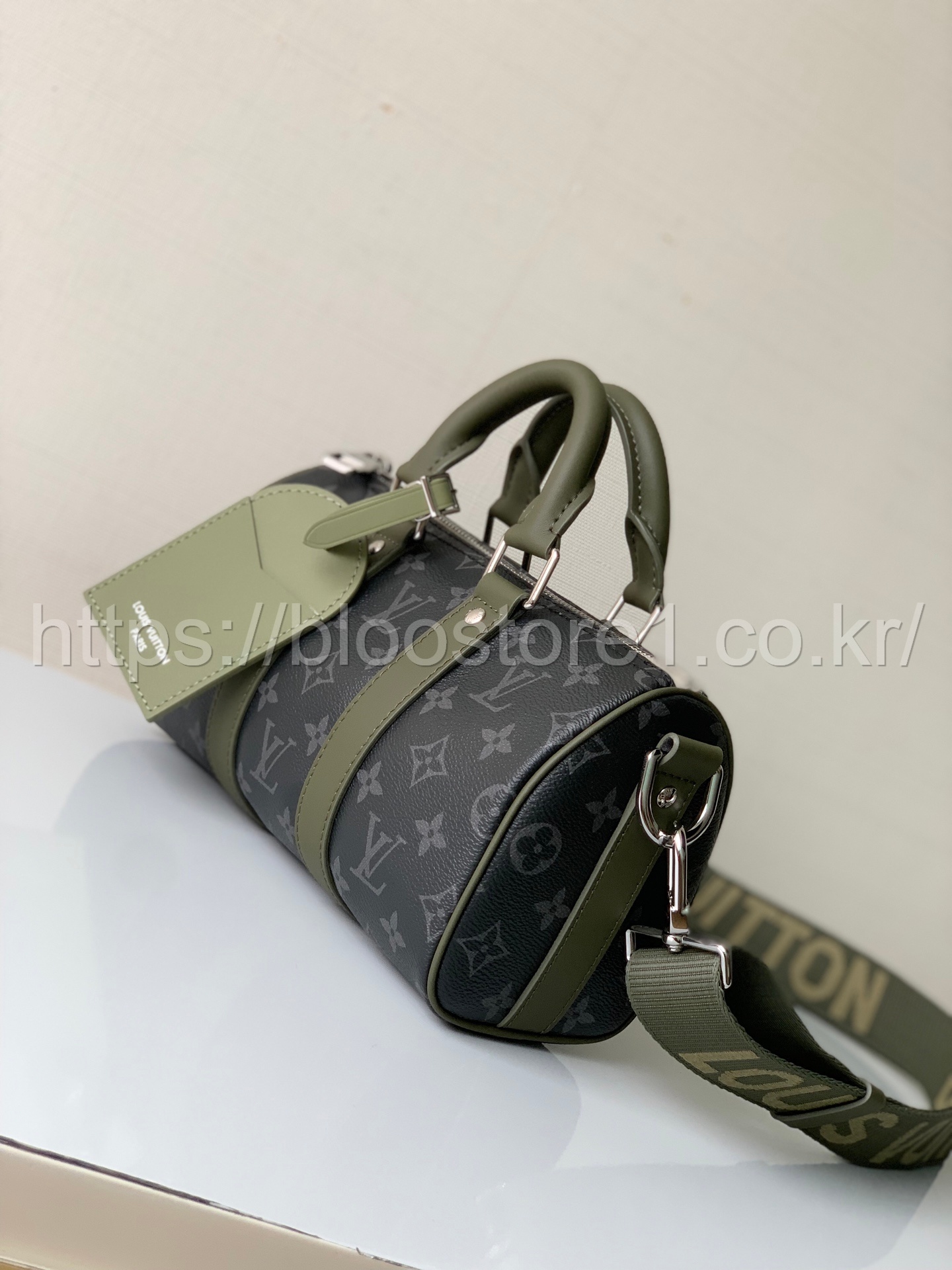 루이비통 키폴 반둘리에 25 백