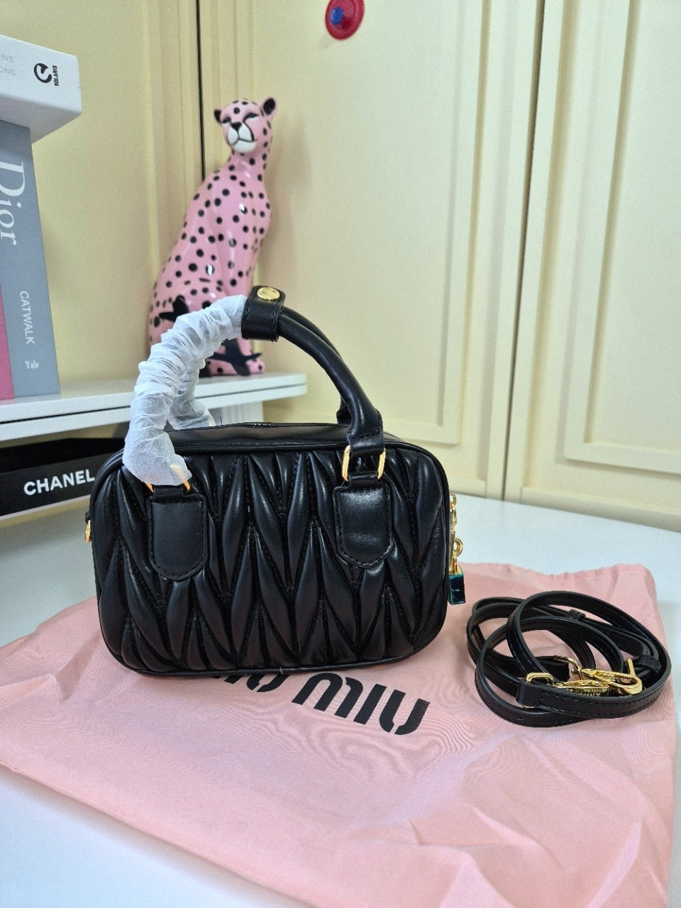 [국내/오늘 배송] 미우미우 아르카디 마테라쎄 탑핸들