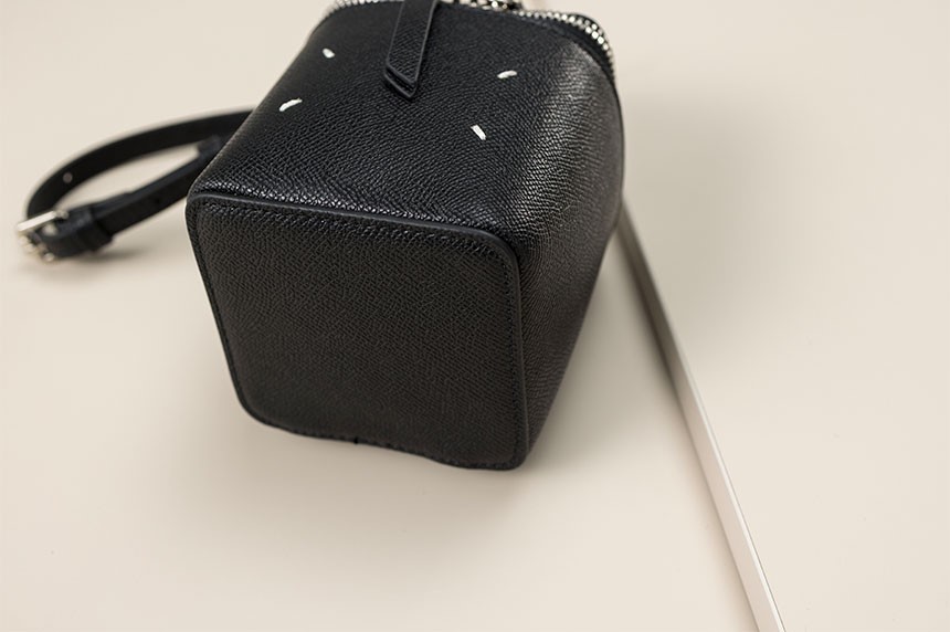 [국내/오늘 배송] 메종마르지엘라 마르지엘라 Mini Box Bag 신상 수입 프리미엄급