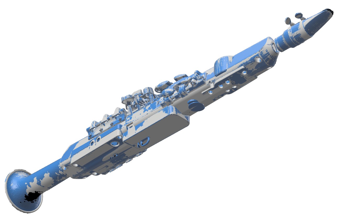 3D스캔 한 메시데이터와 역설계 데이터 겹친 상태