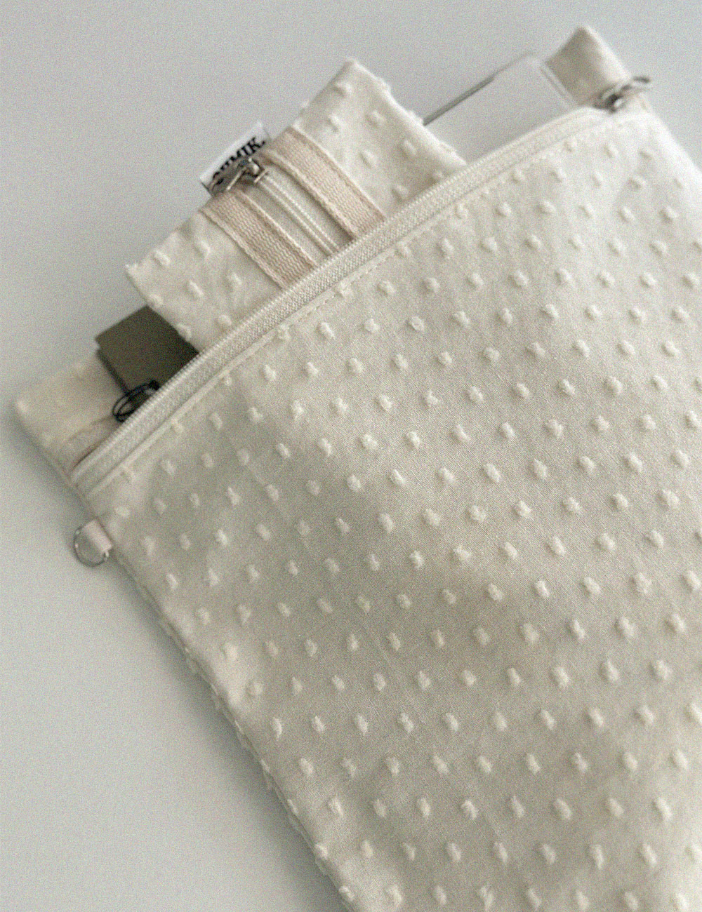 Book Pouch - White Truffle 화이트 트러플