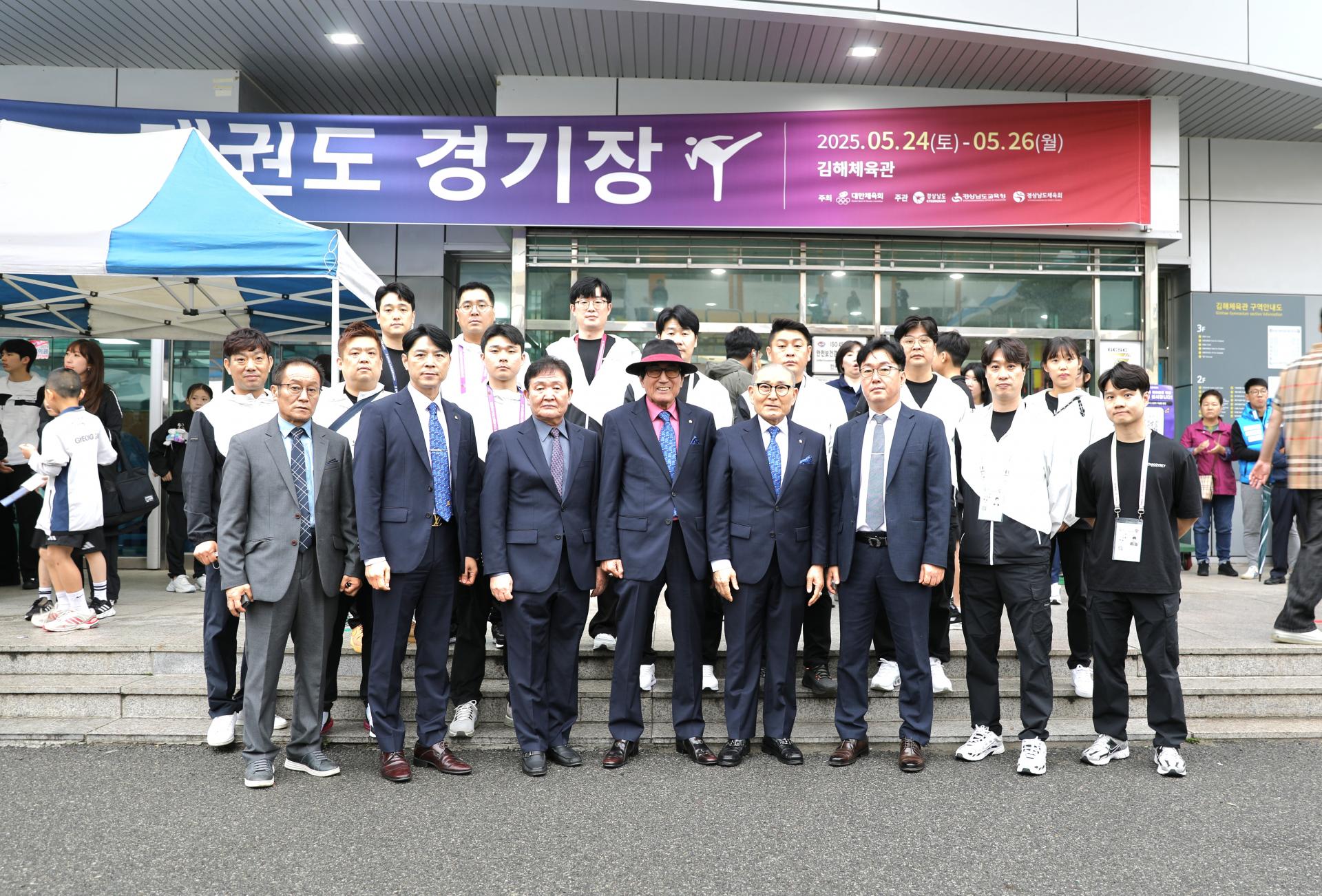68f00dc2acf5a.jpg