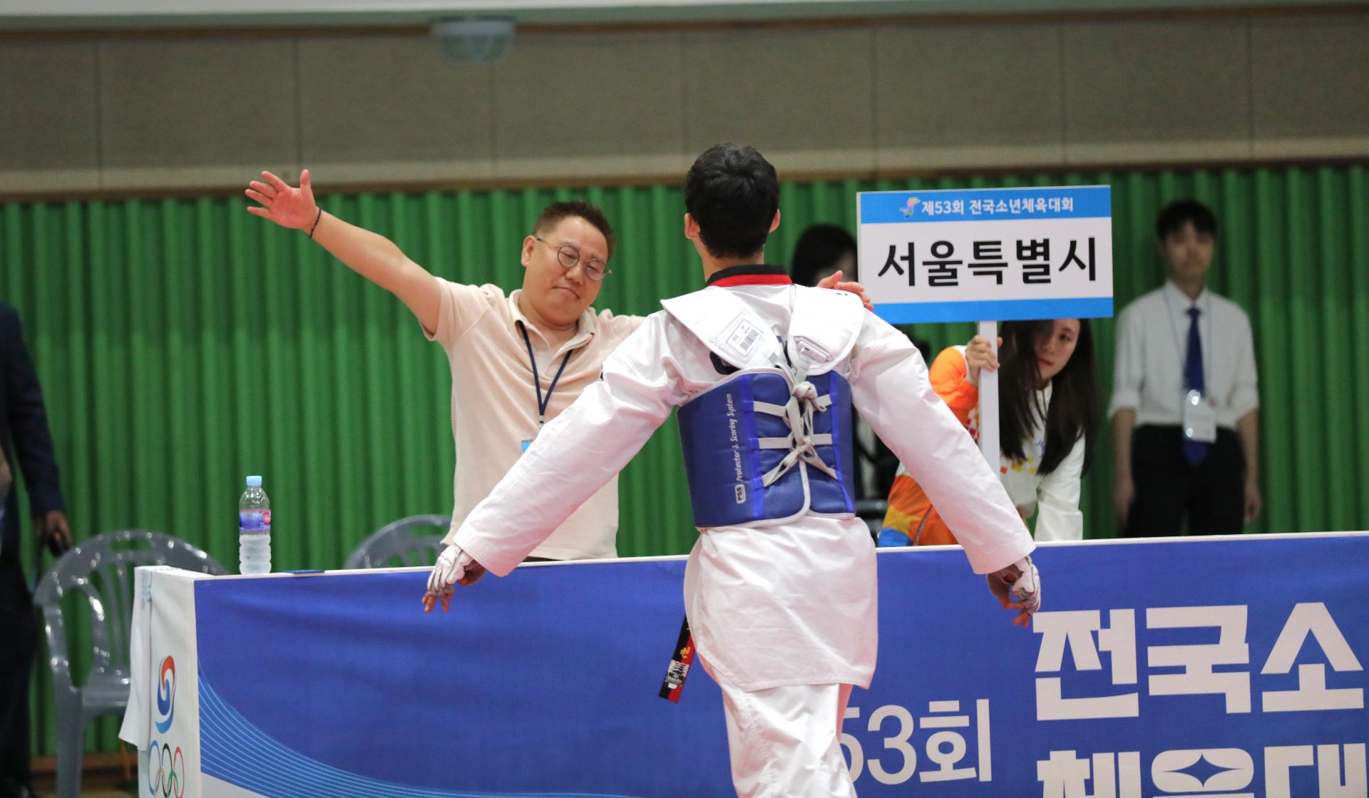 6bd9712e642bc.jpg