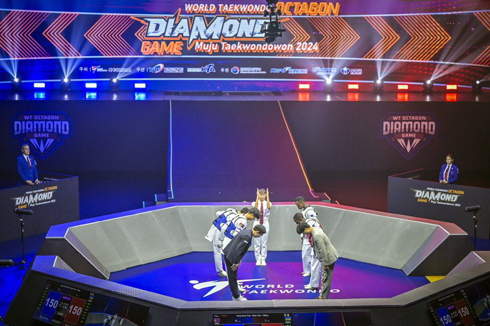 985c516f79b9a.png