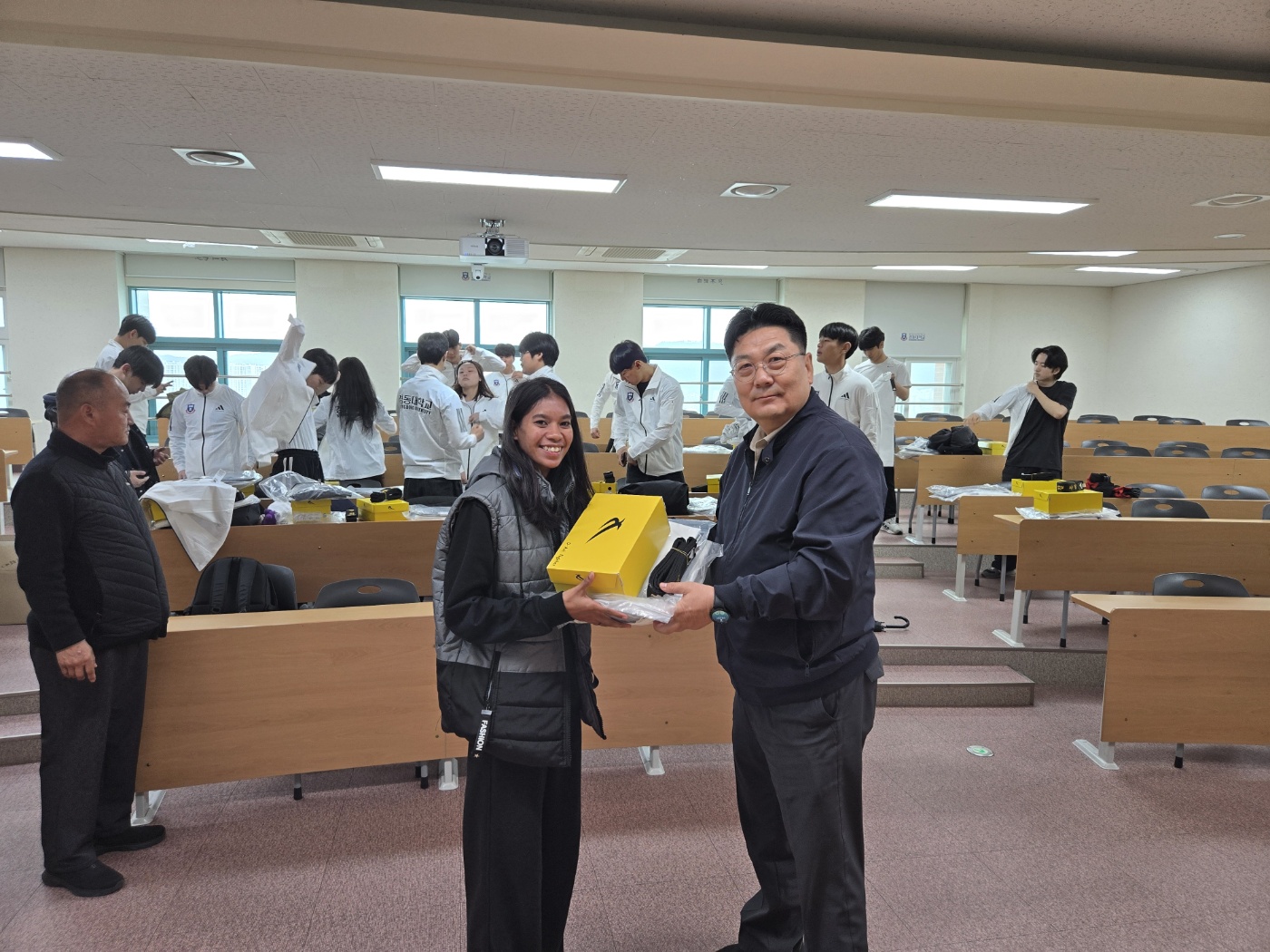 c8b5bbf1850be.jpg