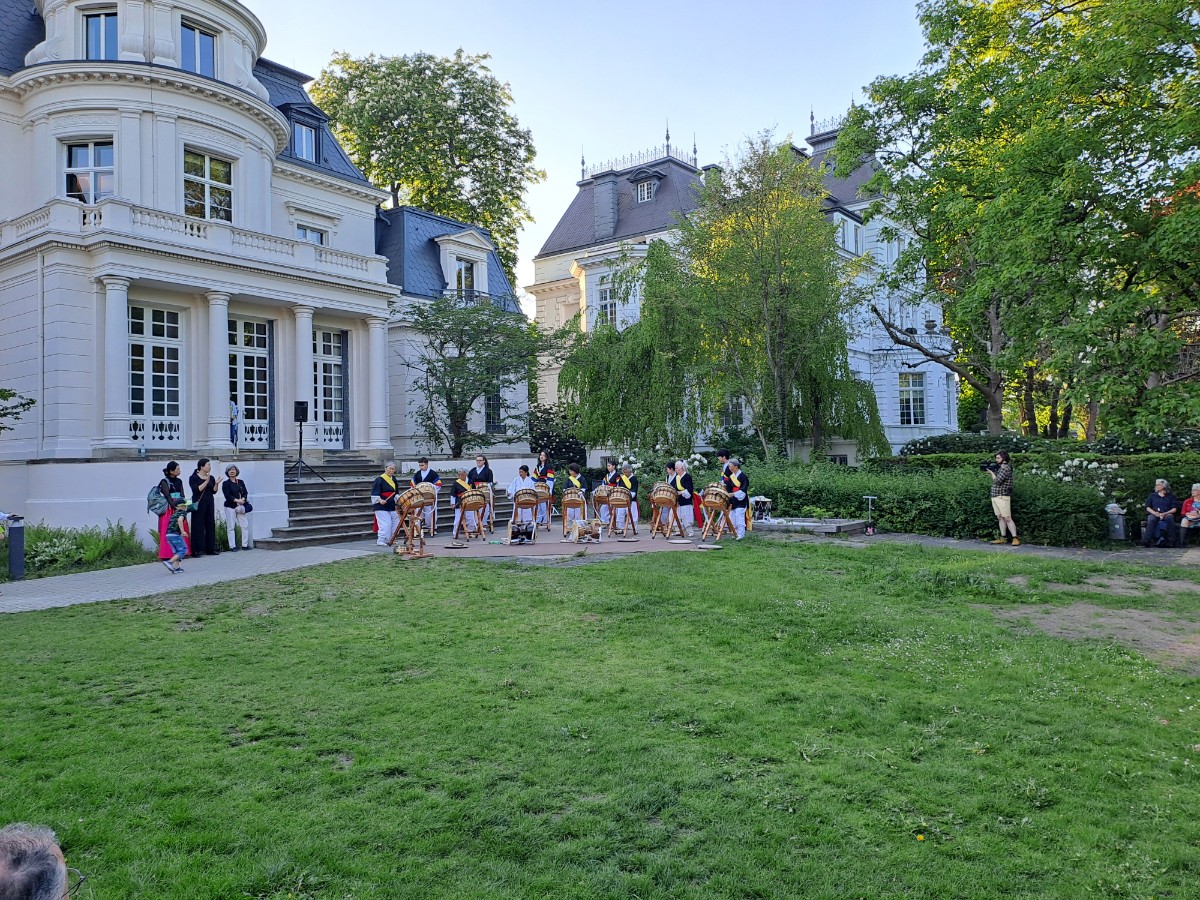 0906027e36ad5.jpg