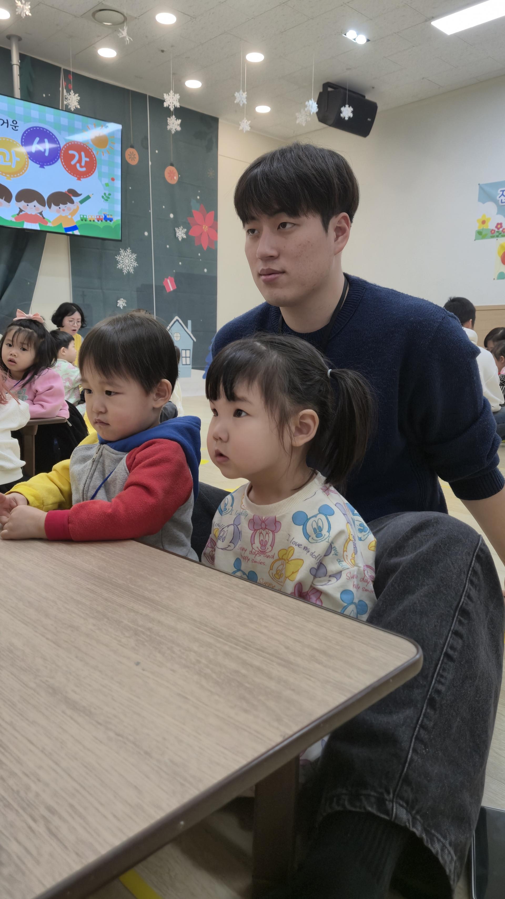 126588448c188.jpg