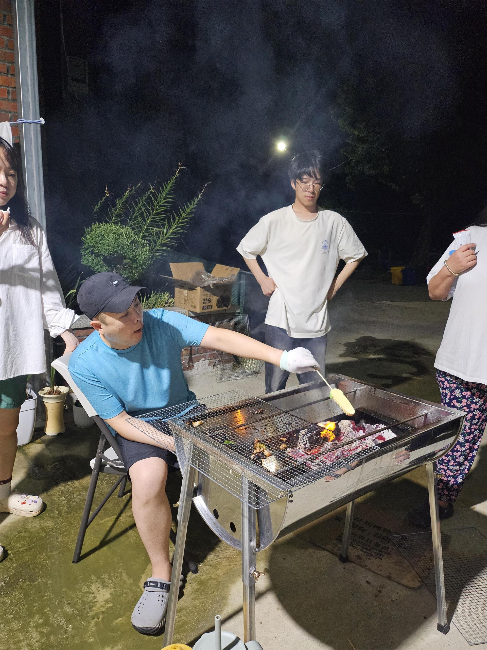 8c05e4321814a.jpg