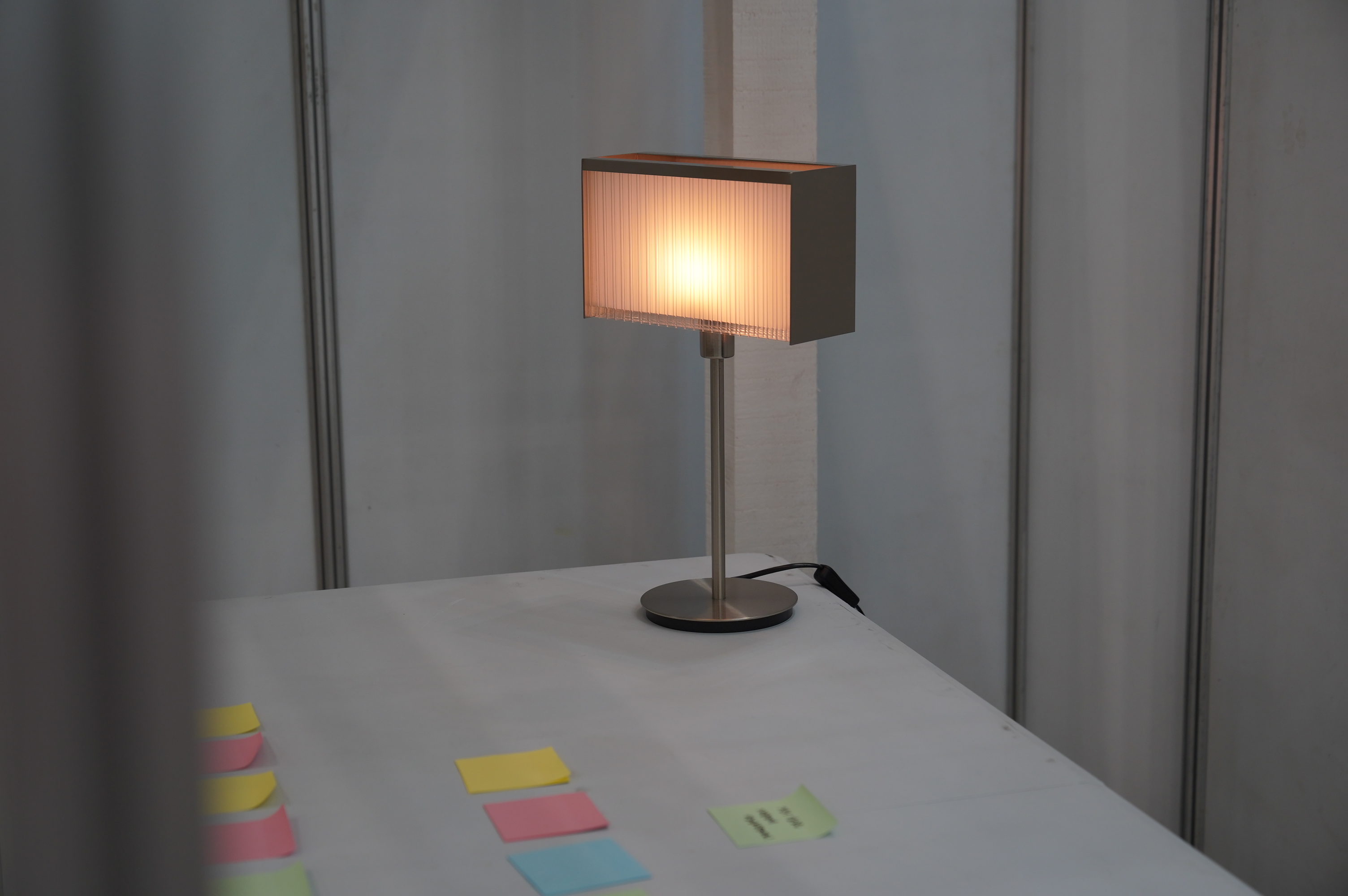 pico table lamp